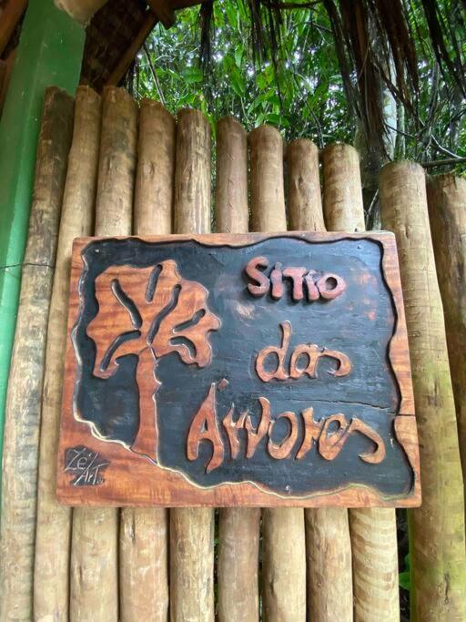 Casa Vermelha no Sítio das Árvores