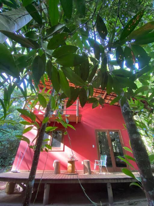 Casa Vermelha no Sítio das Árvores