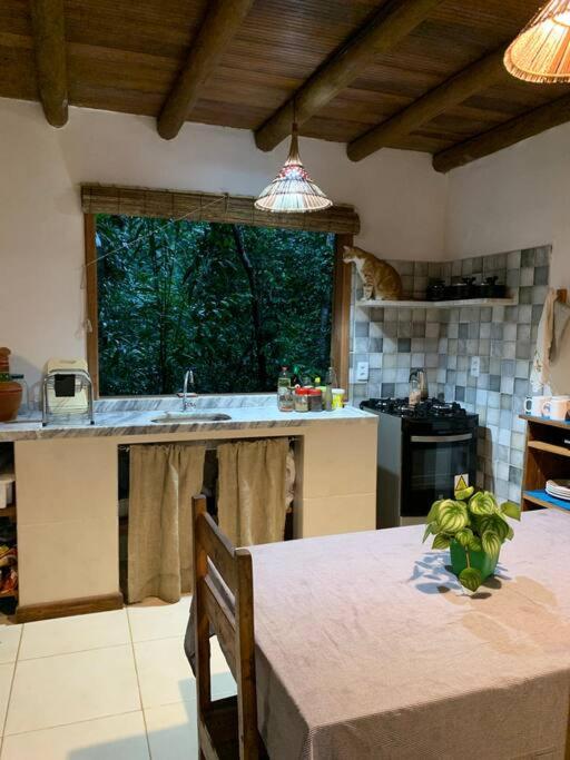 Casa Vermelha no Sítio das Árvores
