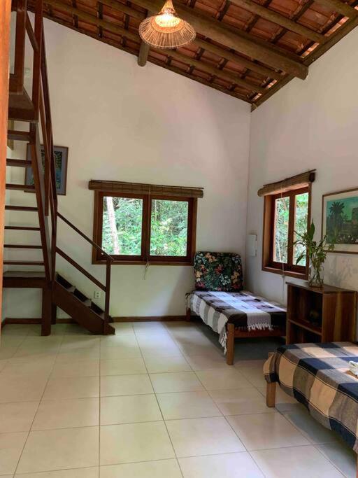 Casa Vermelha no Sítio das Árvores