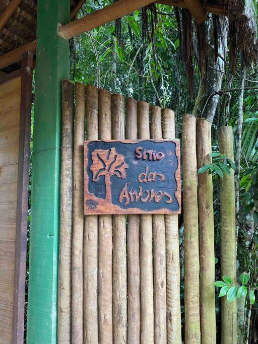 Casa Vermelha no Sítio das Árvores
