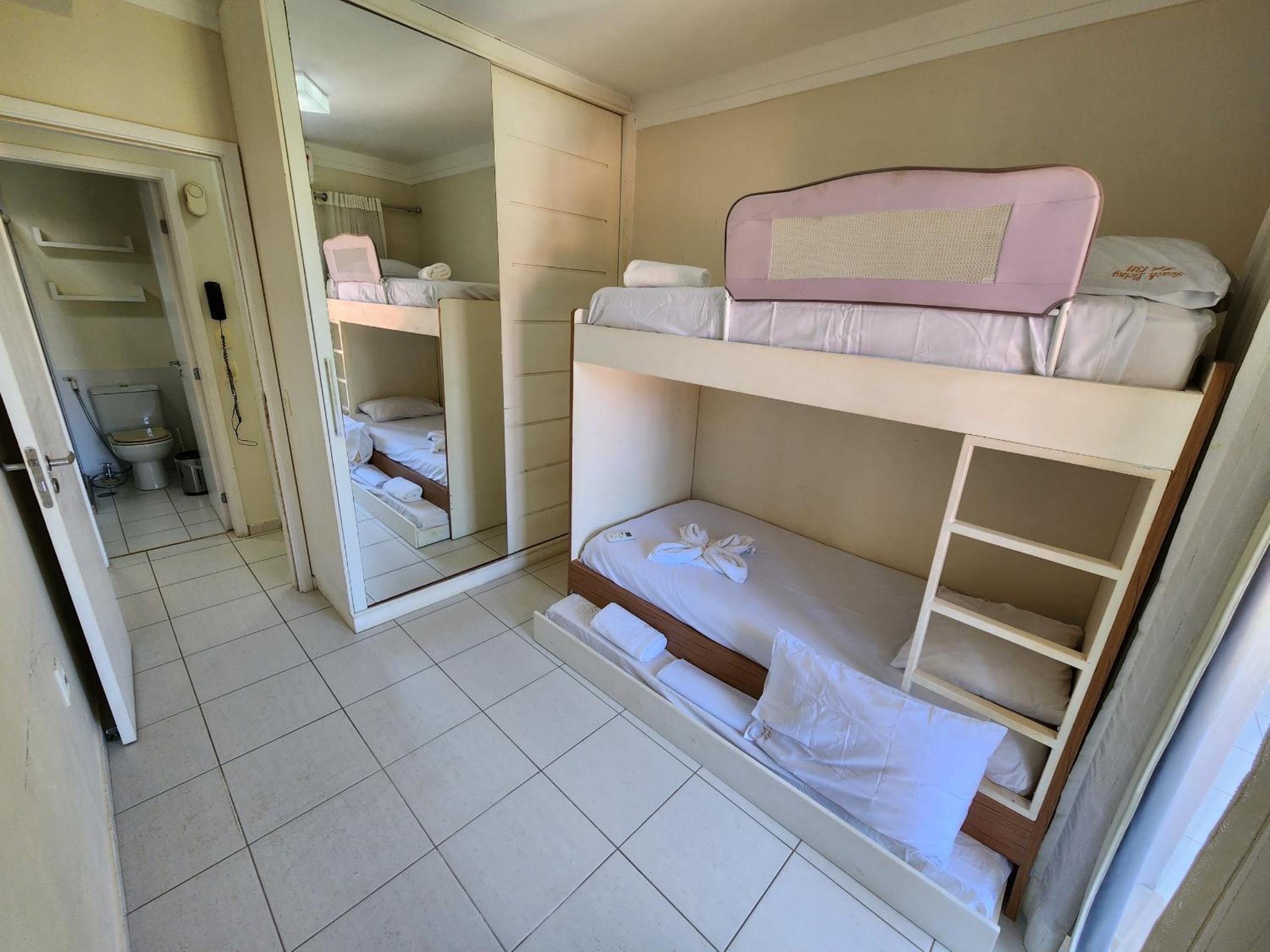 Beach Living - Apt com 2 Quartos - Pé na Areia