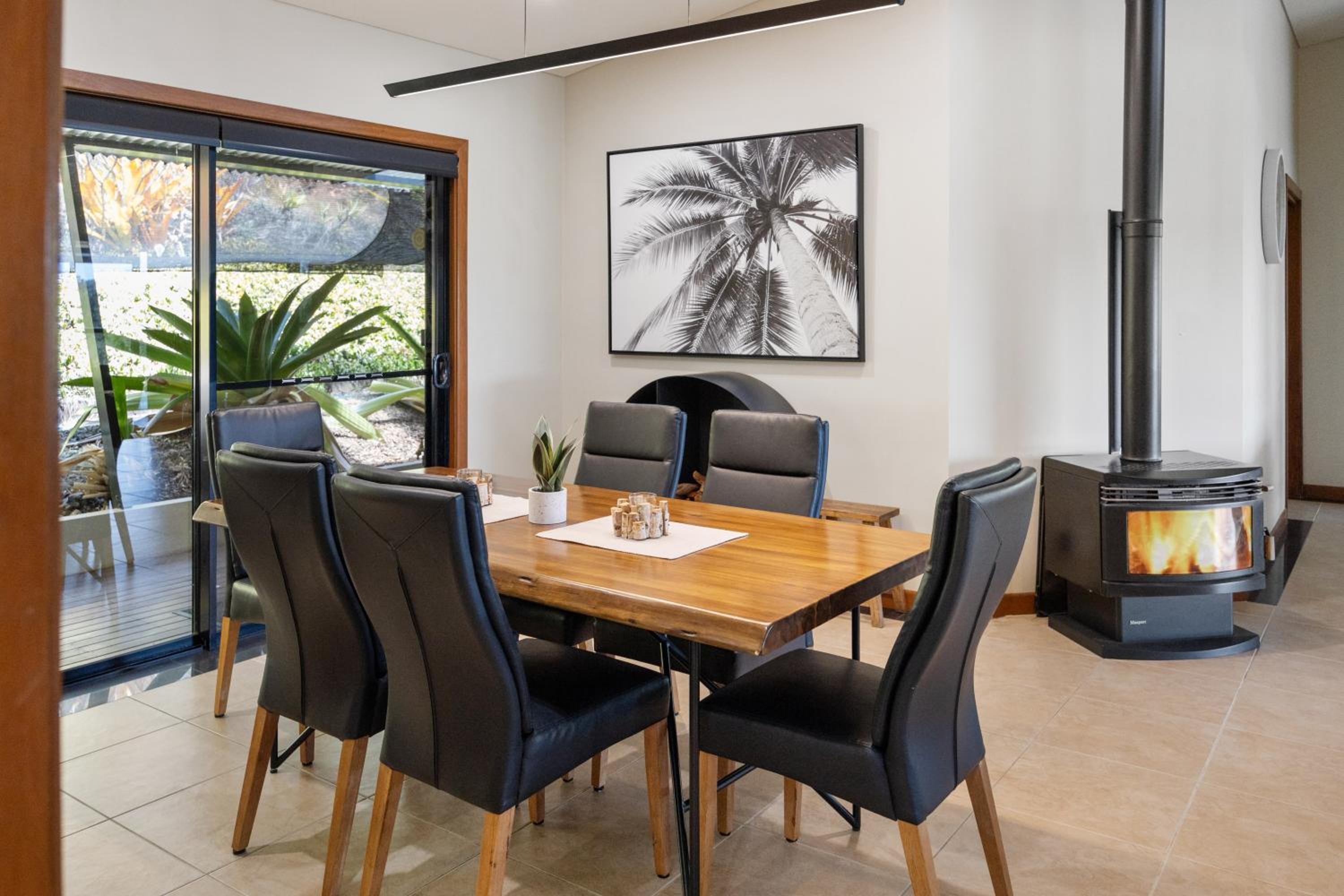 Spring is Here! Enjoy Exclusive Access for 9, Pool, Media Room, Acreage Estate in Magical Sunshine Coast