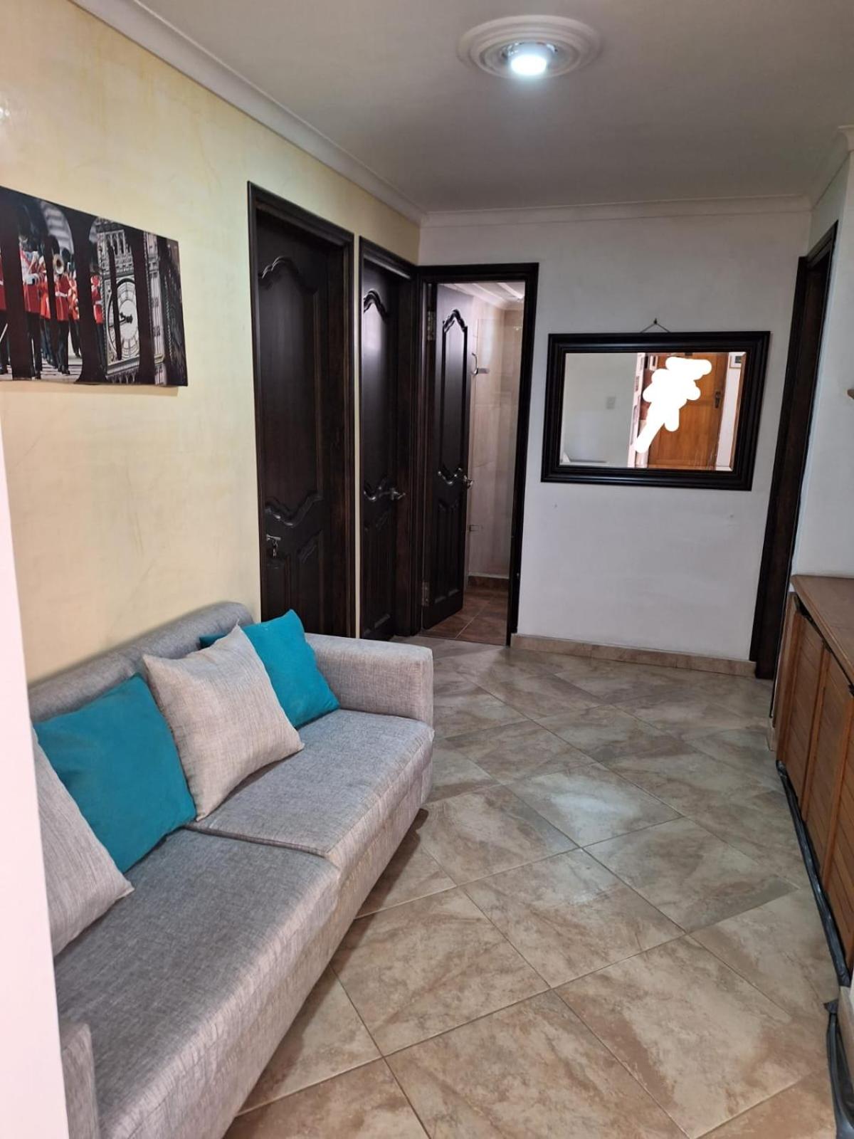 LA SÚPER HABITACIÓN DE LA FRONTERA POBLADO / ENVIGADO