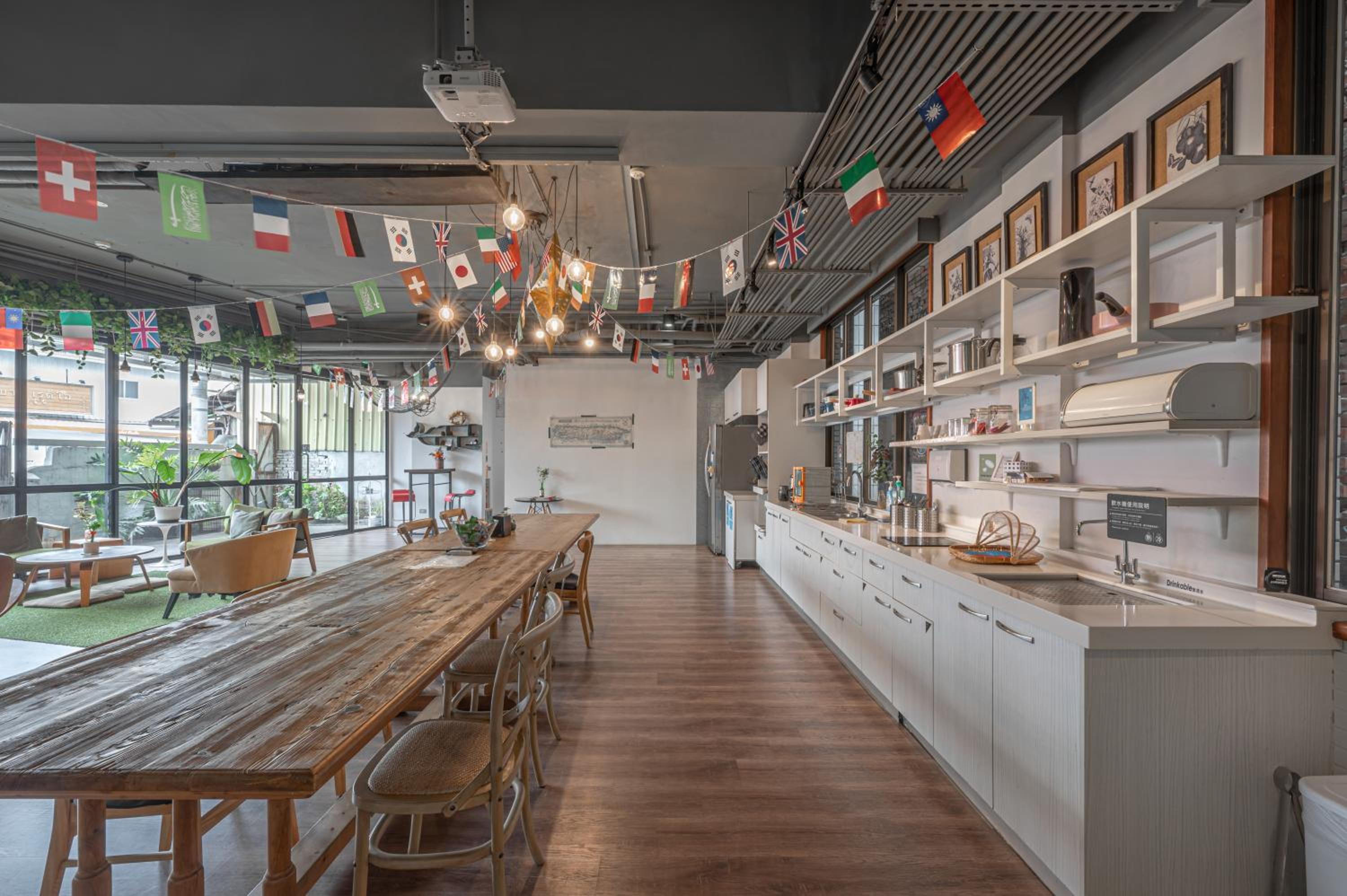 Light Hostel - Tainan