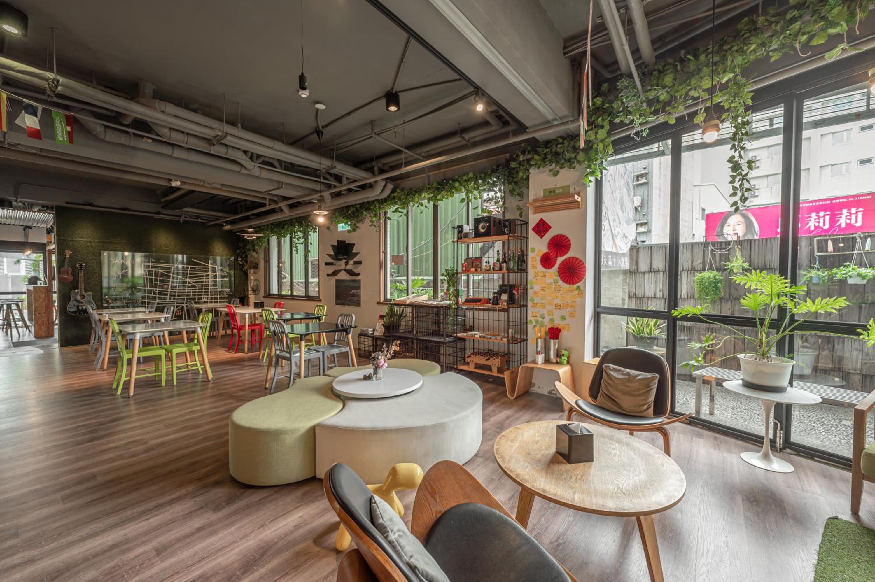 Light Hostel - Tainan