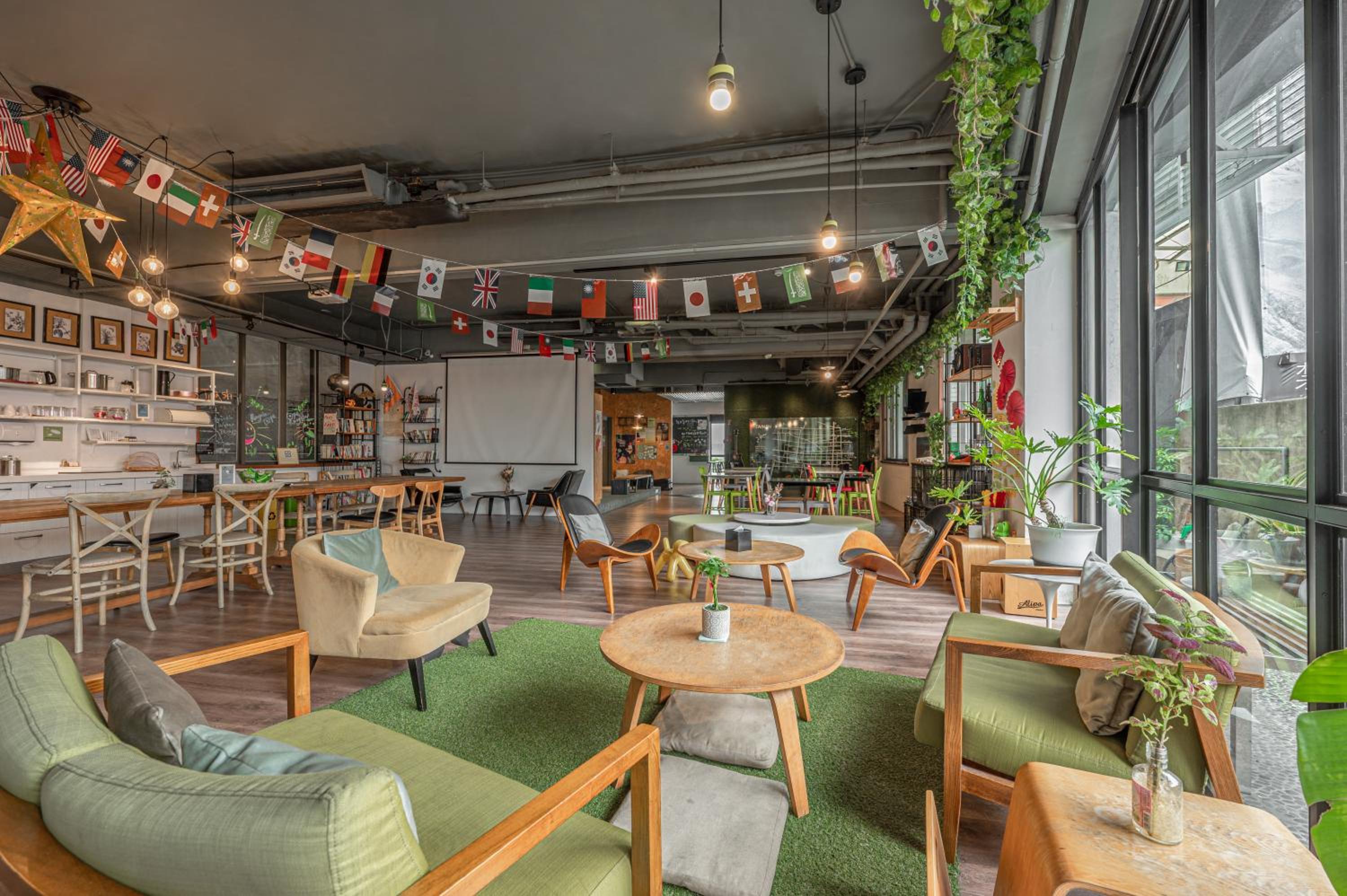 Light Hostel - Tainan