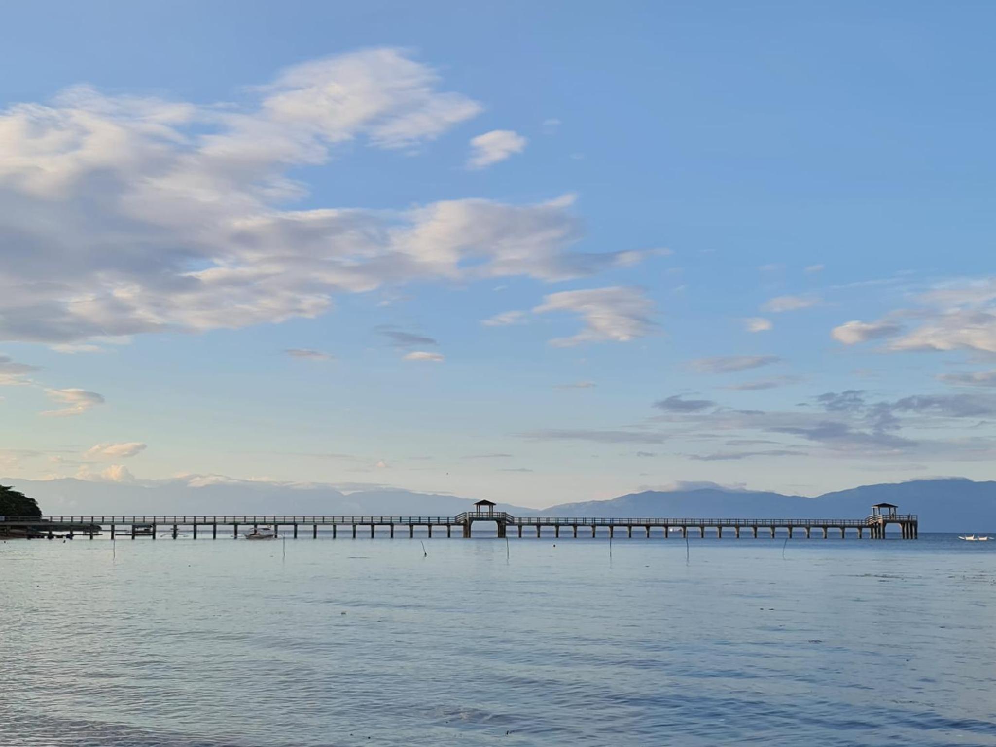 Beach Front Calatagan Apartelle
