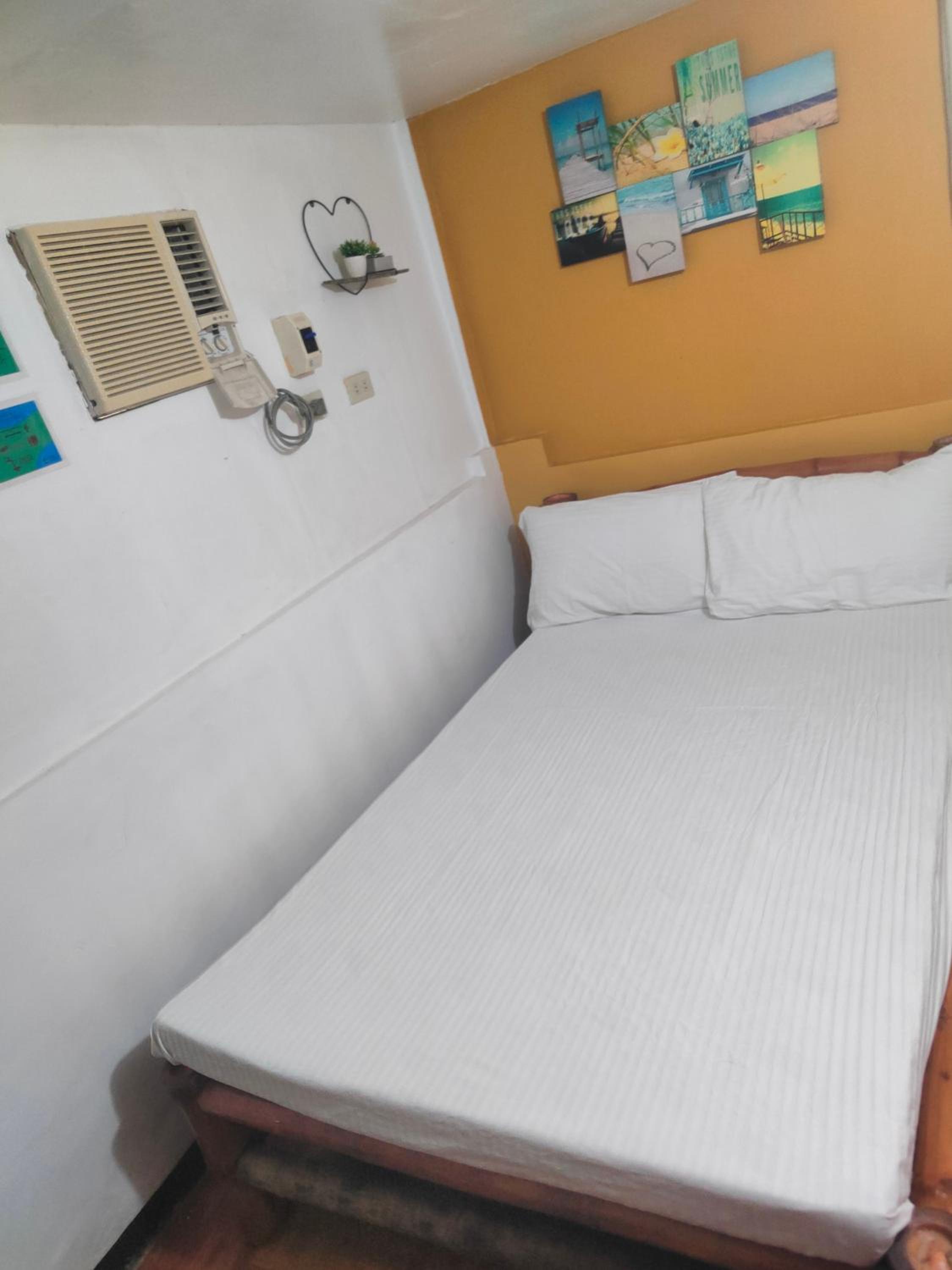Beach Front Calatagan Apartelle