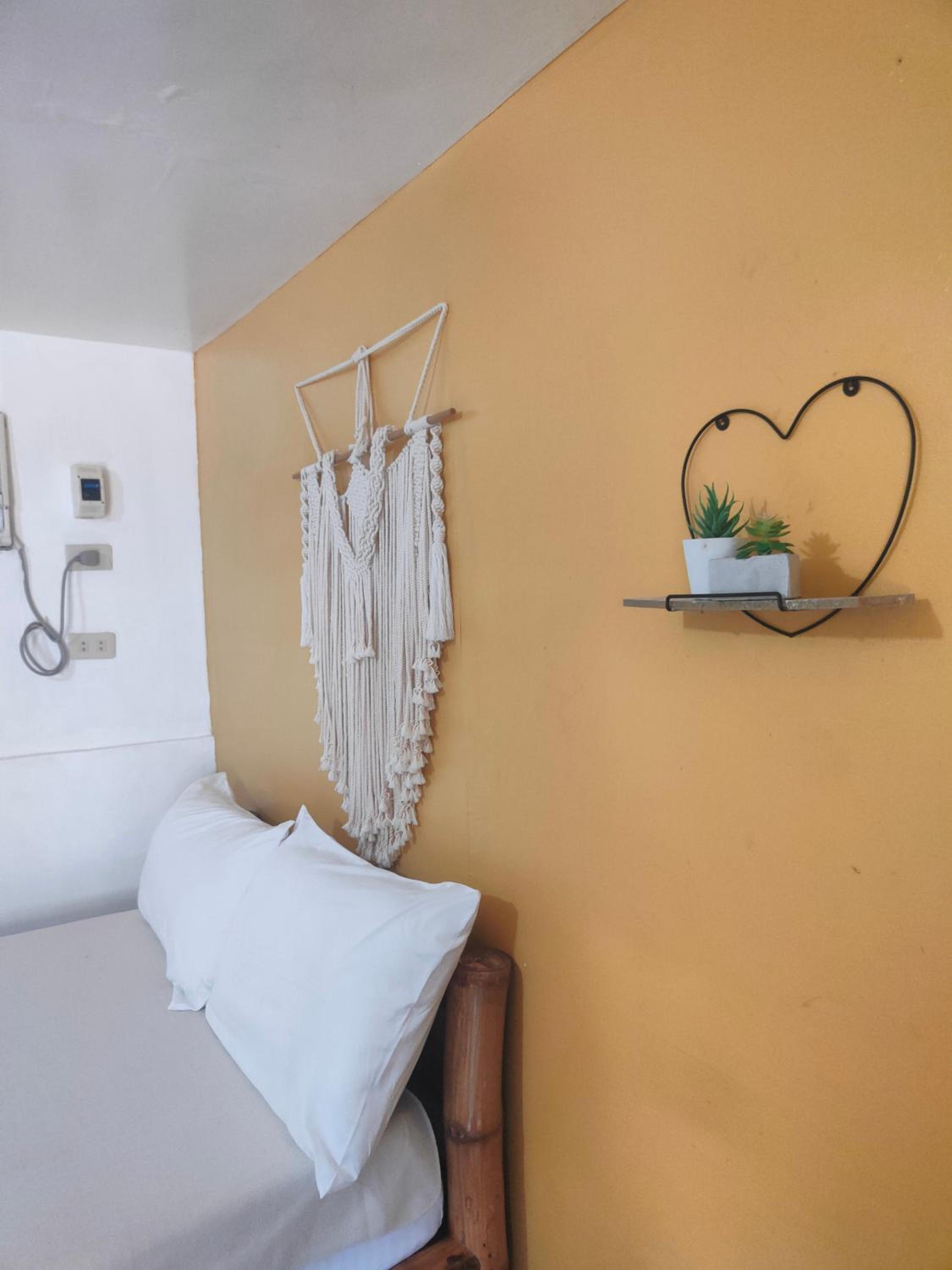 Beach Front Calatagan Apartelle