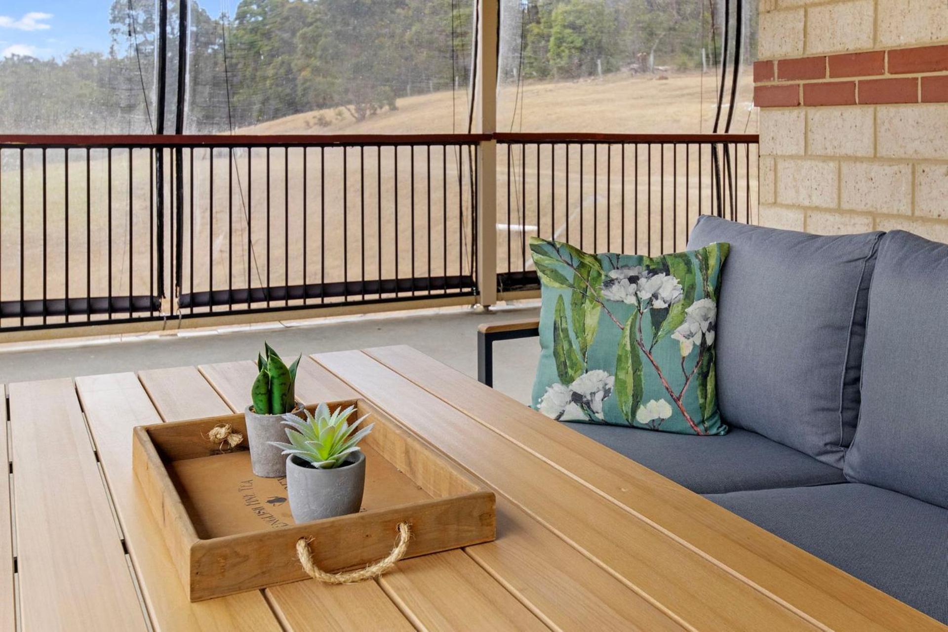 Nannup Ponds Top Floor Home