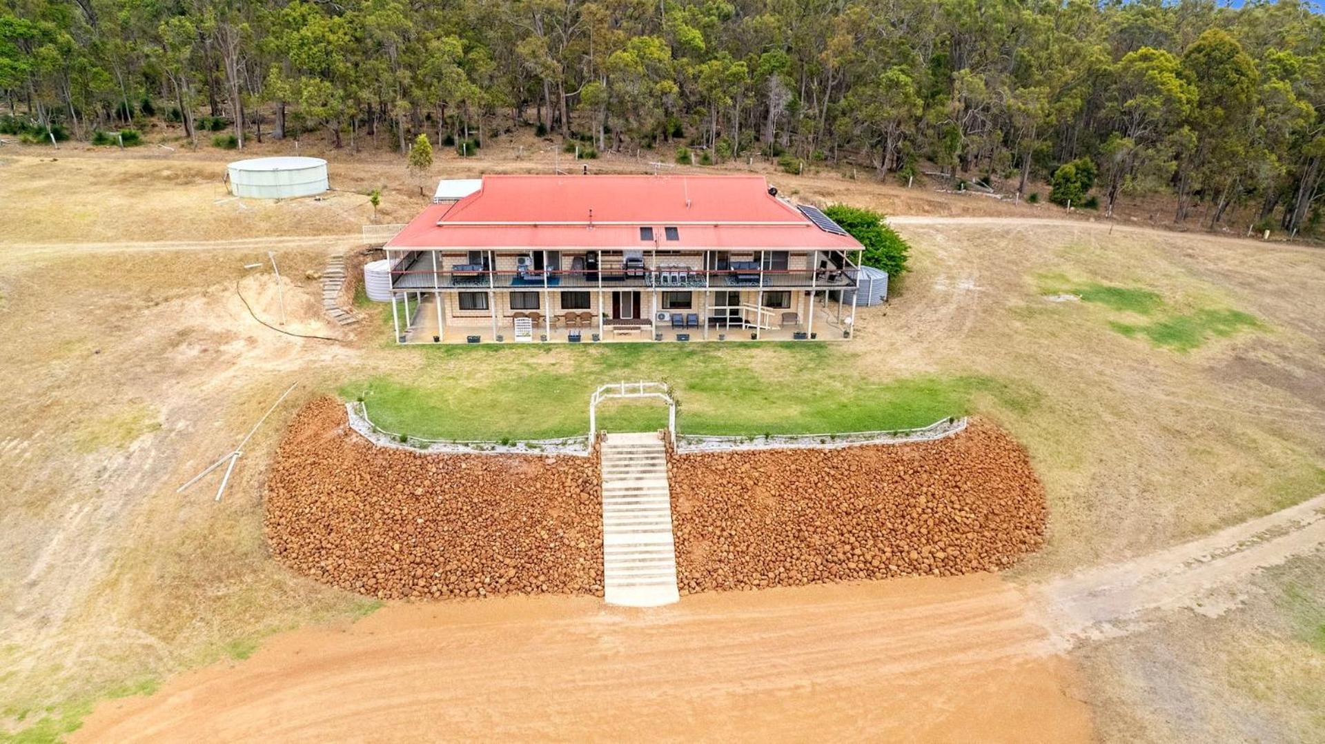 Nannup Ponds Top Floor Home