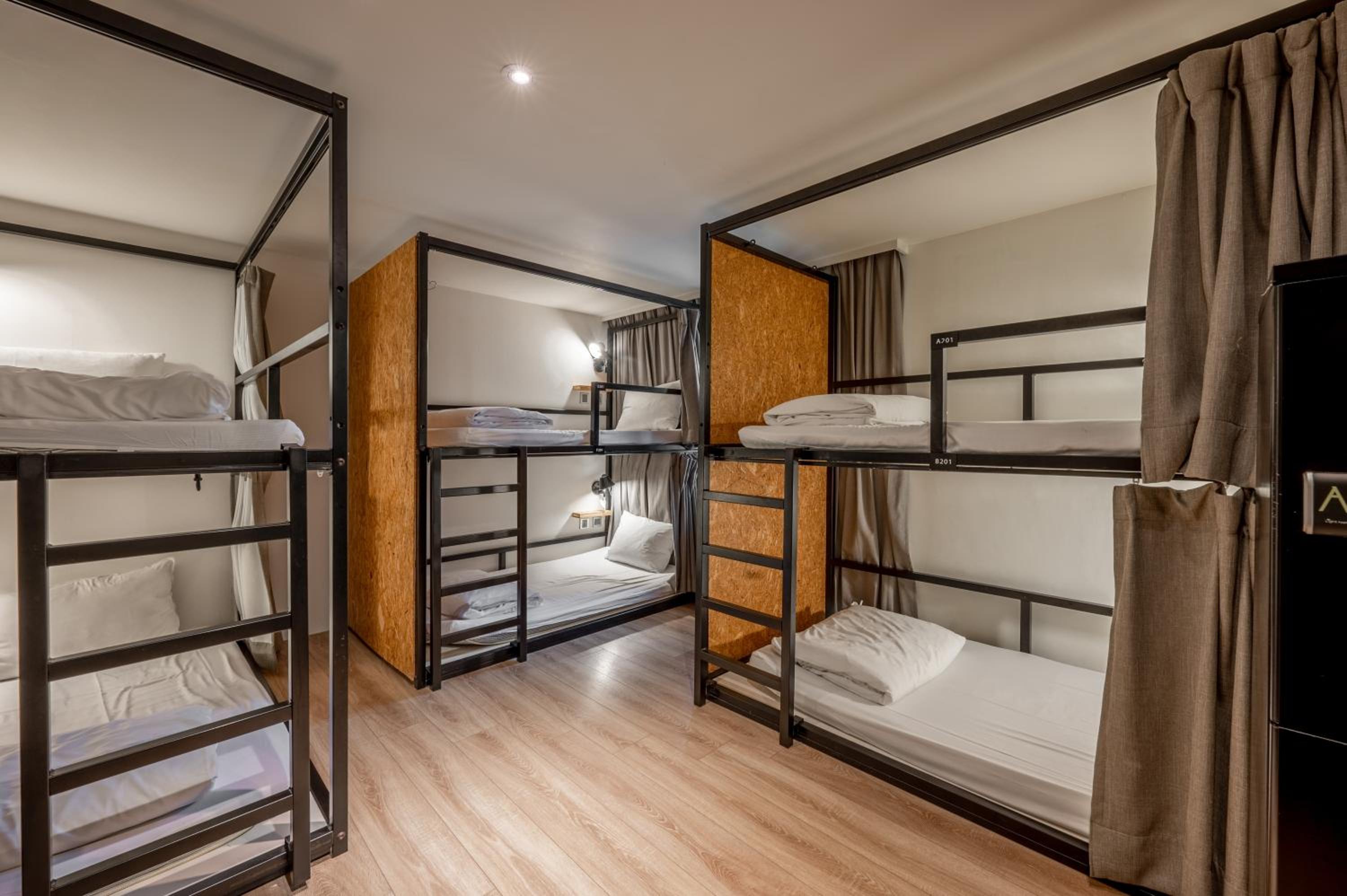 Light Hostel - Tainan