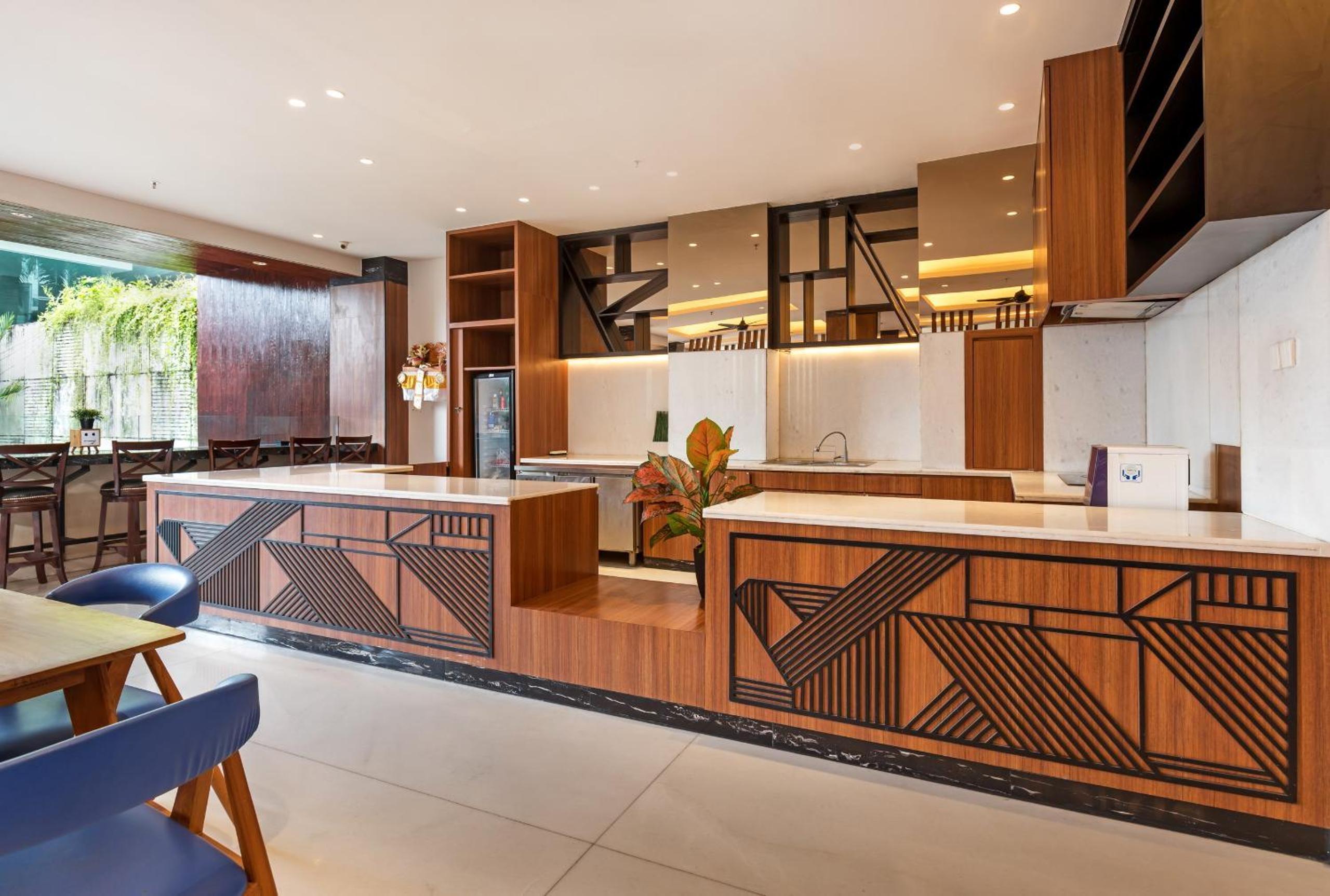 Boss Legian Hotel Powered by Archipelago - Image 2