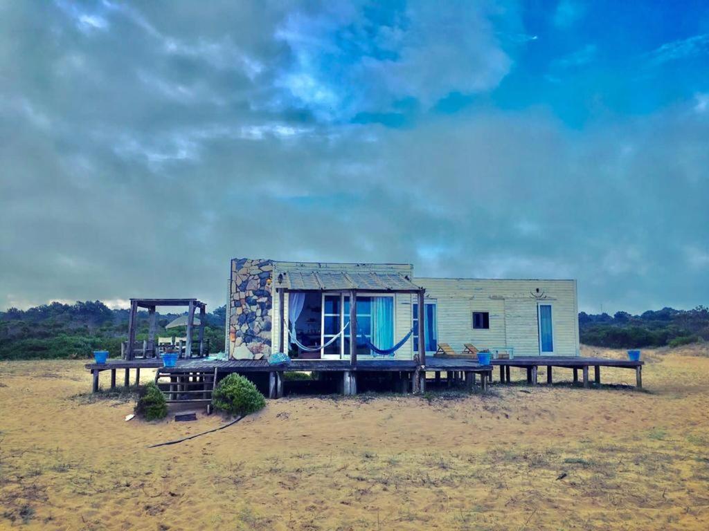 Casa Blanca y La Charo - main view