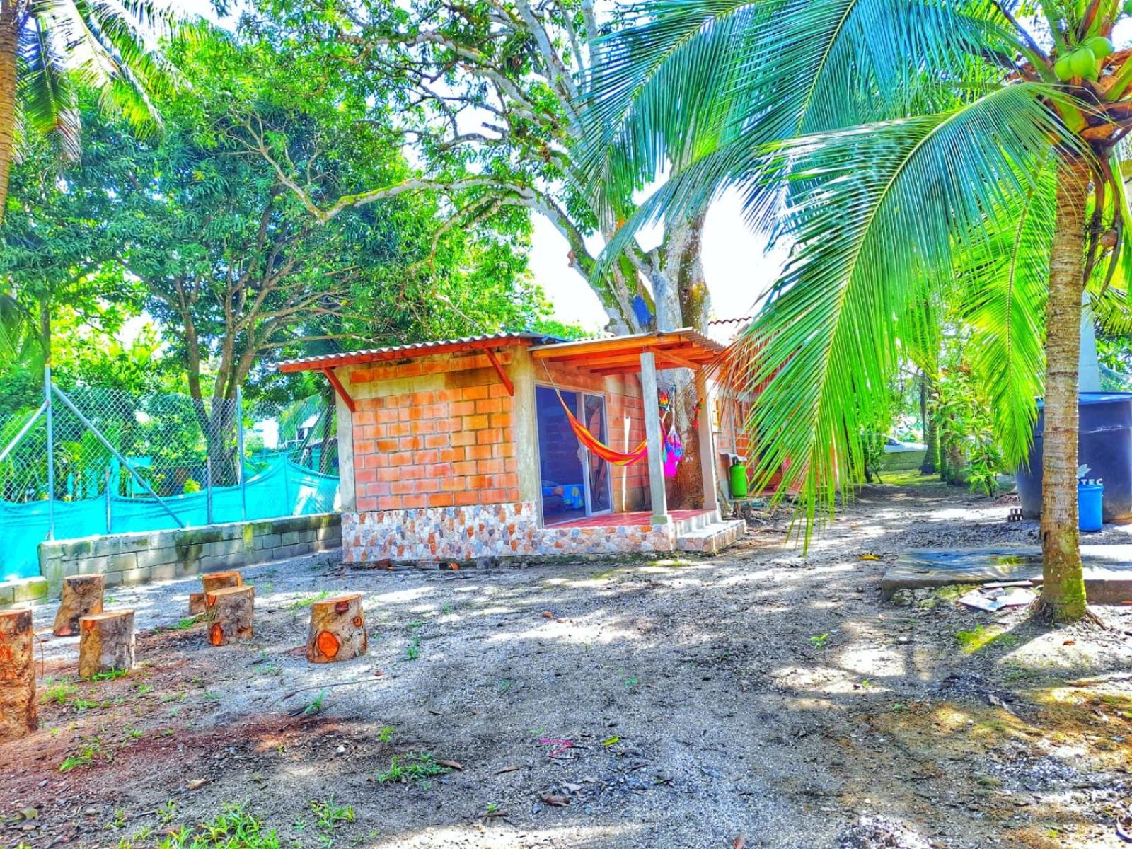 Cabaña desde 4 huéspedes 560 metros cuadrados con Naturaleza a 300 metros mar