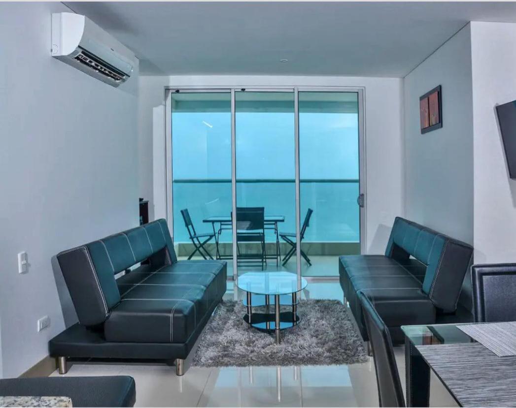Apartamento frente al mar