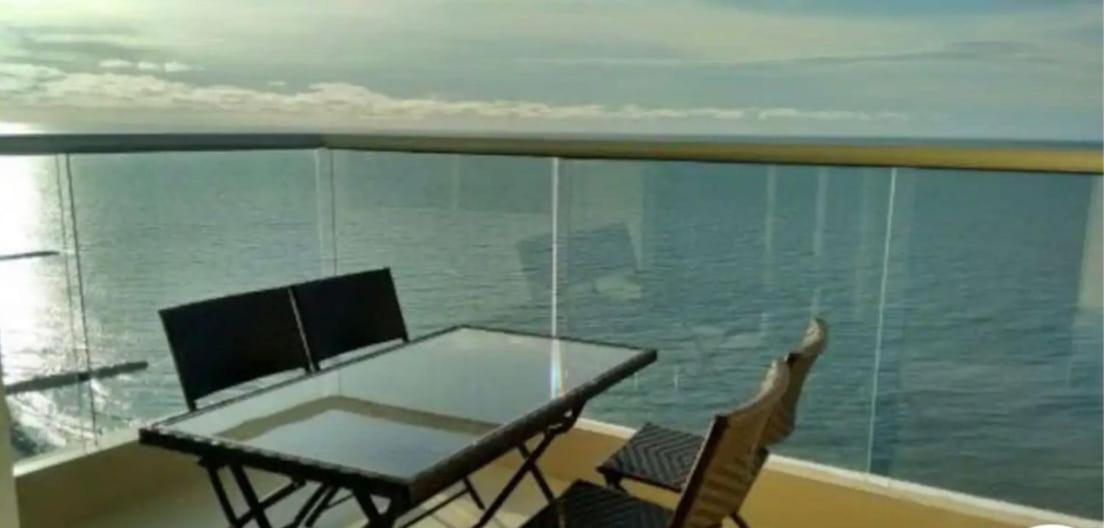 Apartamento frente al mar