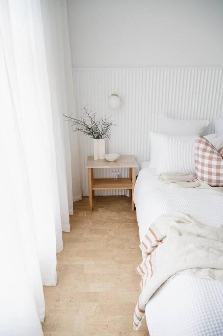 Casa Billie: Luxury stay 200m to pristine coastline