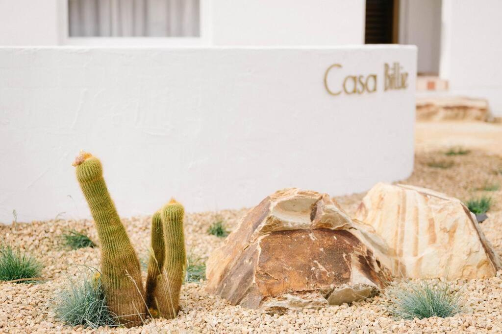 Casa Billie: Luxury stay 200m to pristine coastline