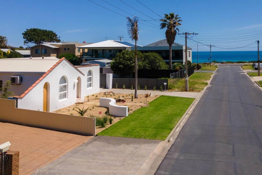 Casa Billie: Luxury stay 200m to pristine coastline