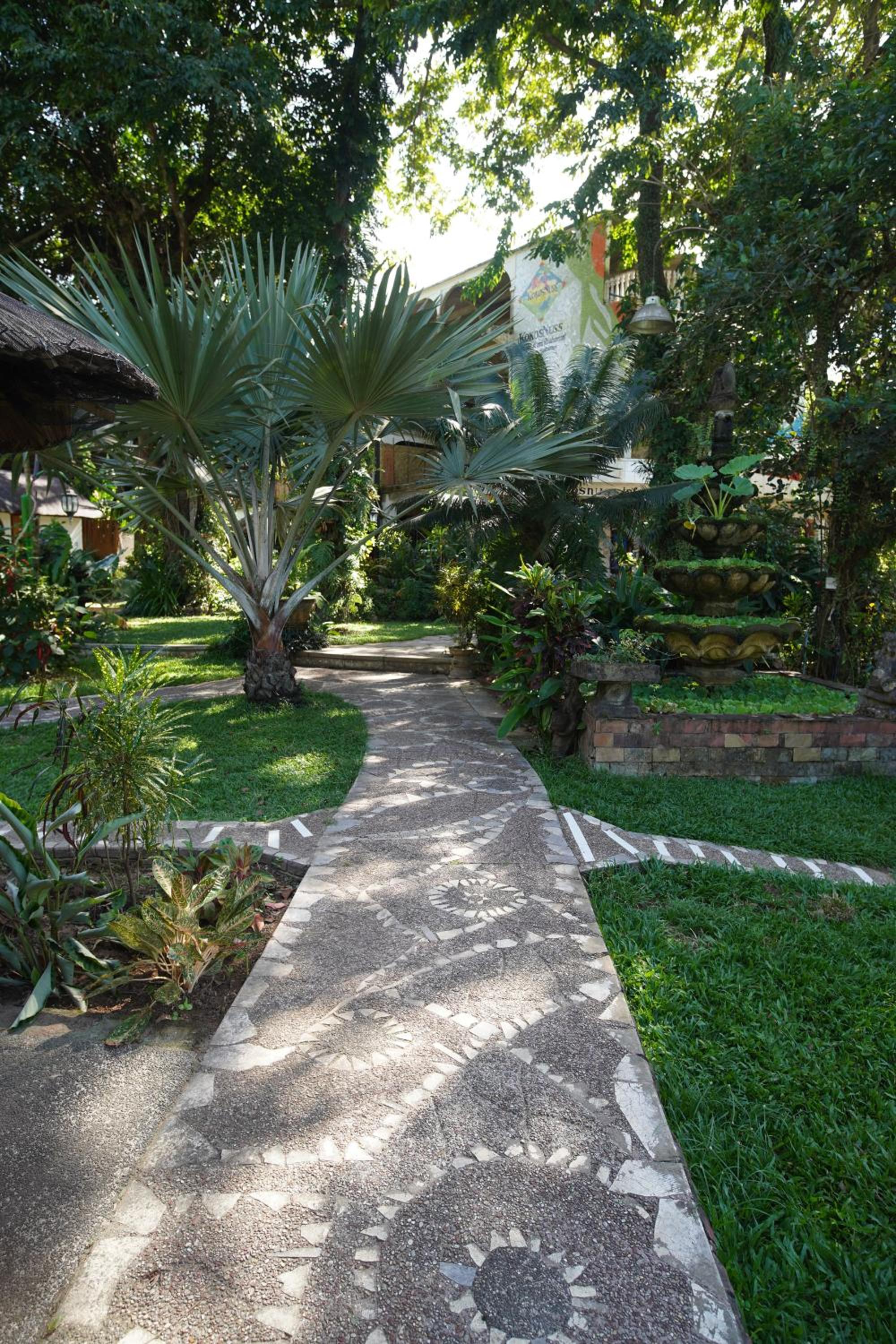 Kokosnuss Garden Resort