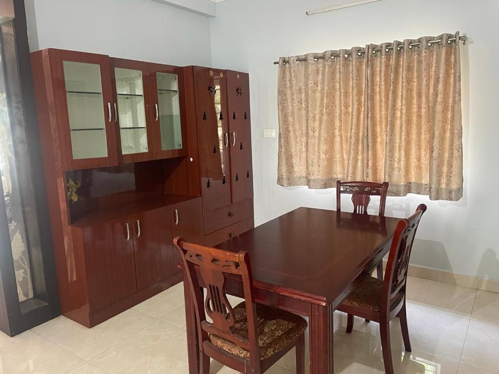 Paradise villas - duplex 5bhk - A Golden Group Of Premium Home Stays - tirupati view 3