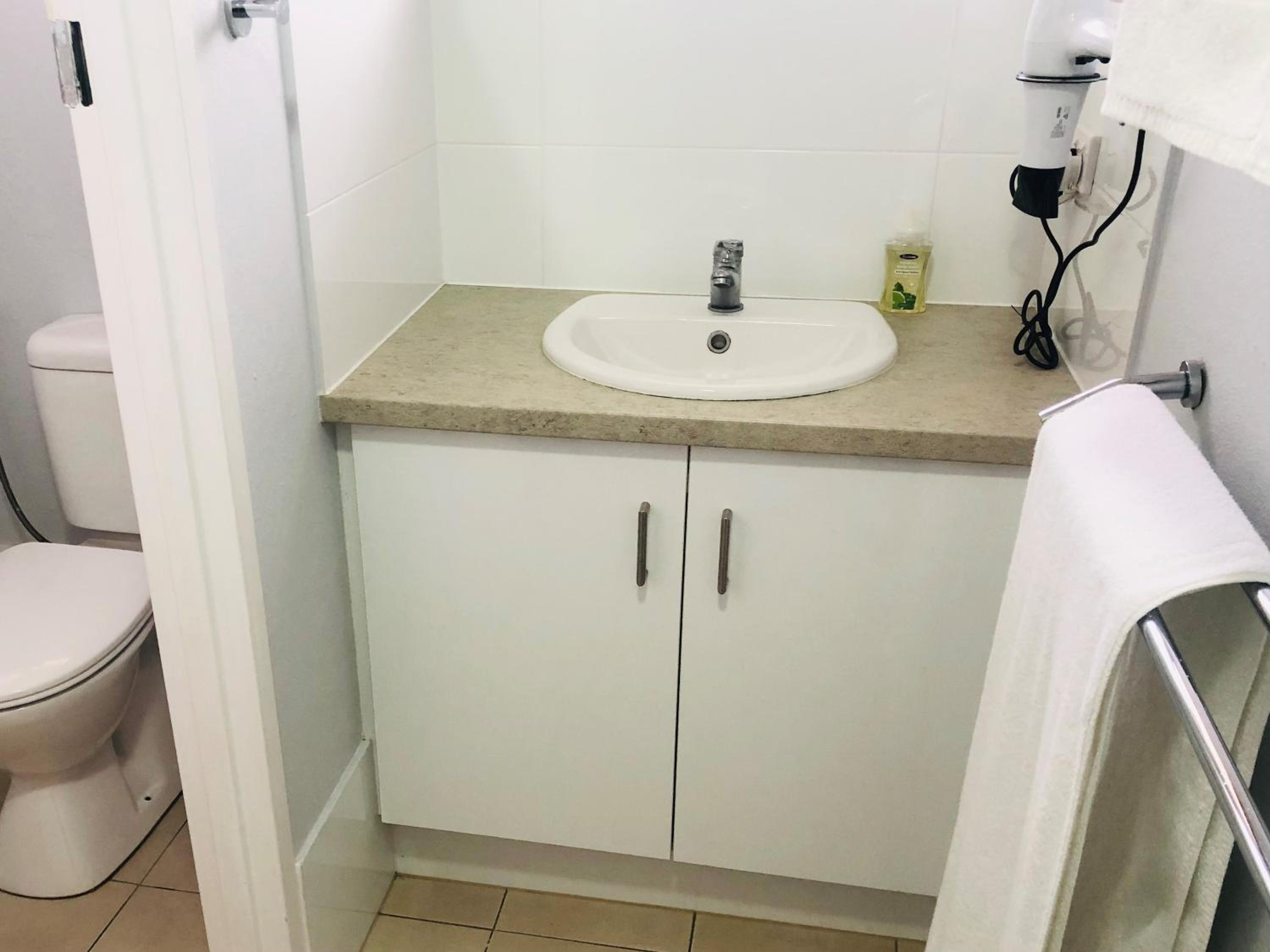 API Middleton Beach Front Apartments Albany