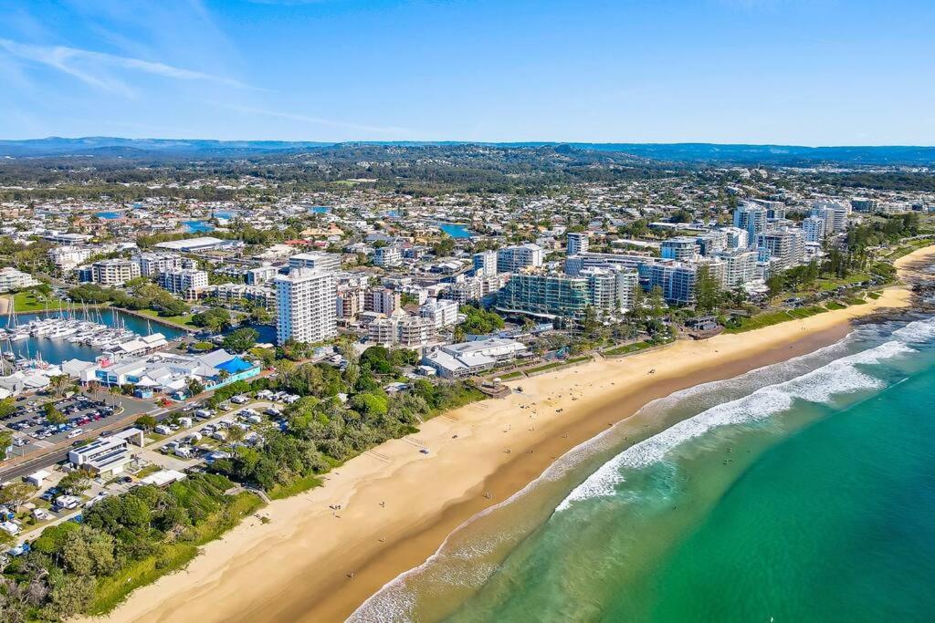 Sandy Toes @ Riverdance Mooloolaba