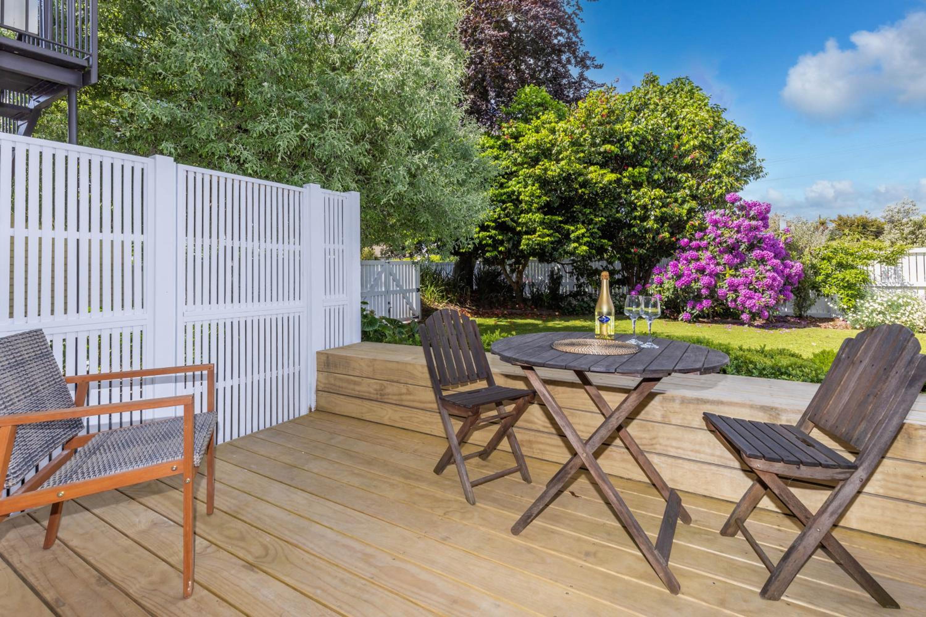 2 Bedroom Home away from Home near CBD & private parking view 3