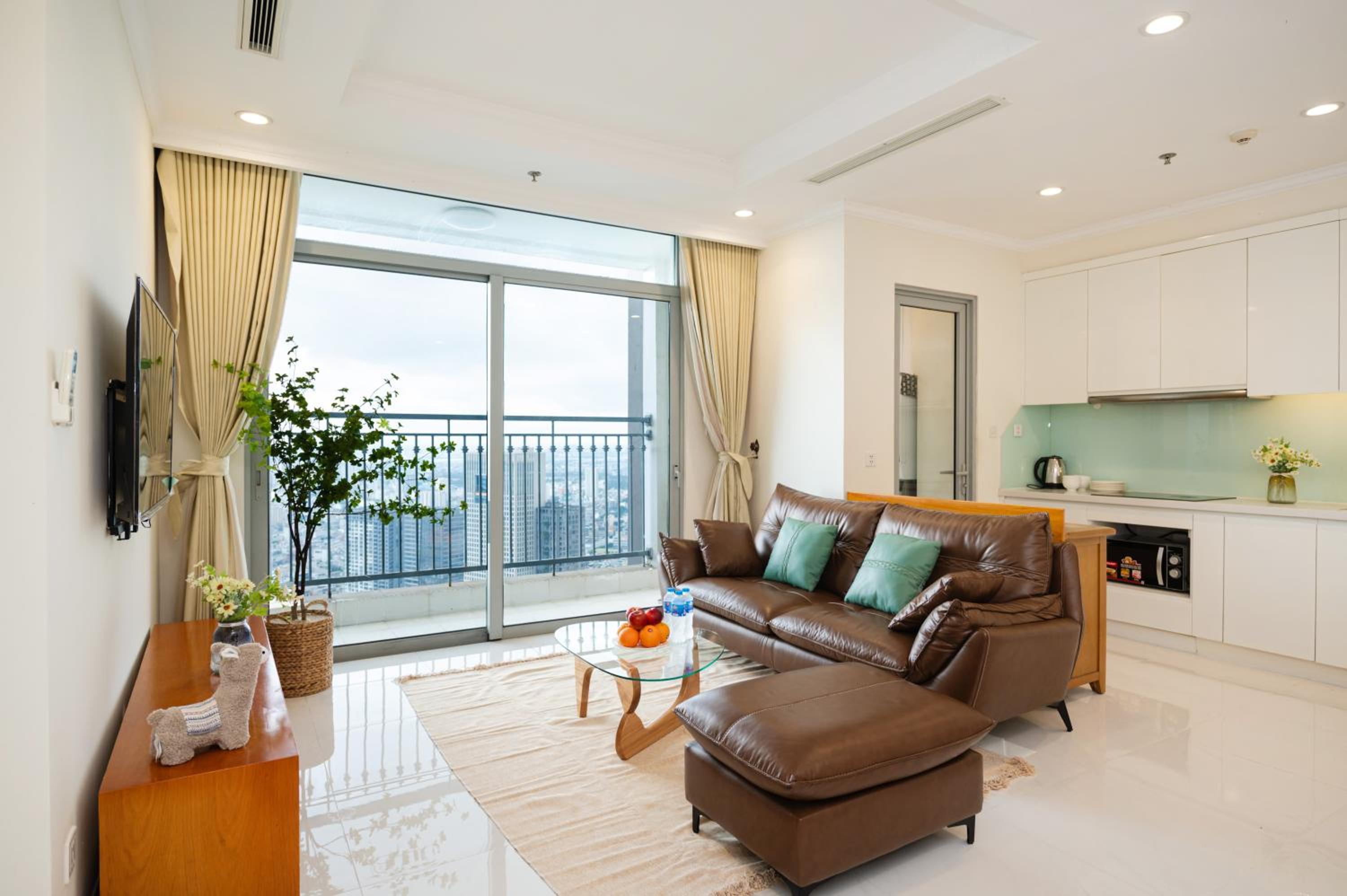 CR Concept Serviced Apartment - Vinhomes and Landmark 81