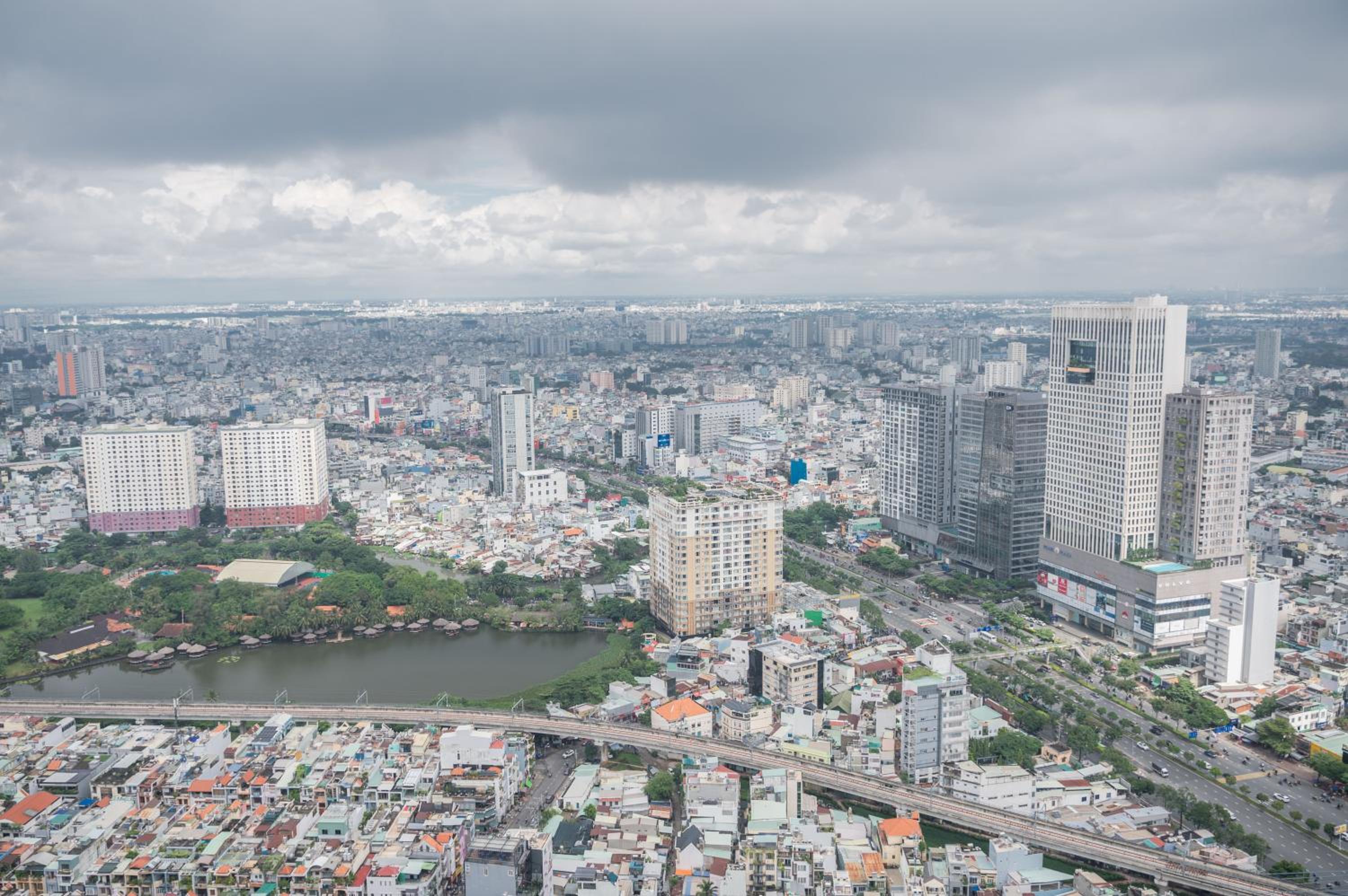 CR Concept Serviced Apartment - Vinhomes and Landmark 81
