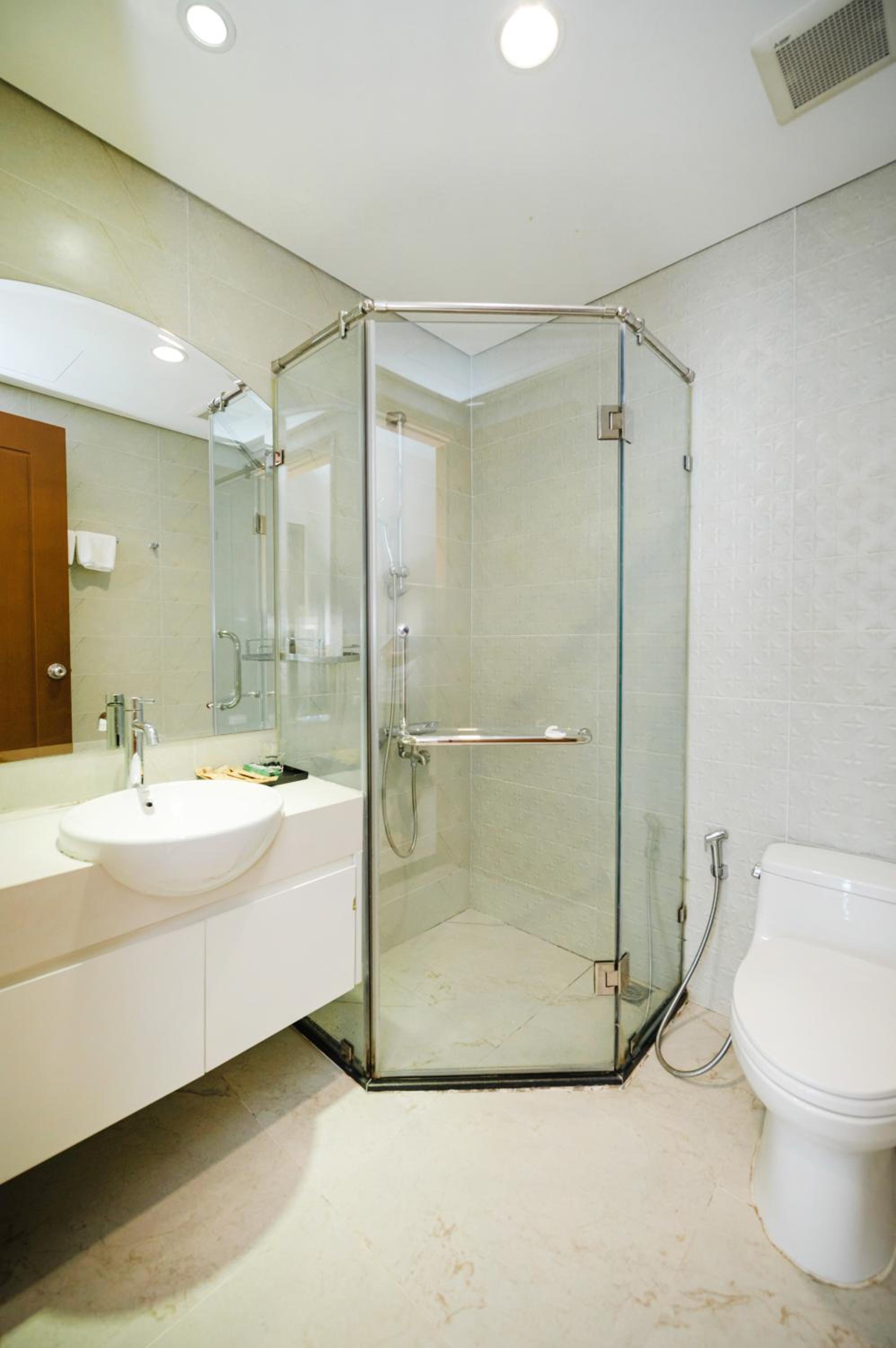 CR Concept Serviced Apartment - Vinhomes and Landmark 81