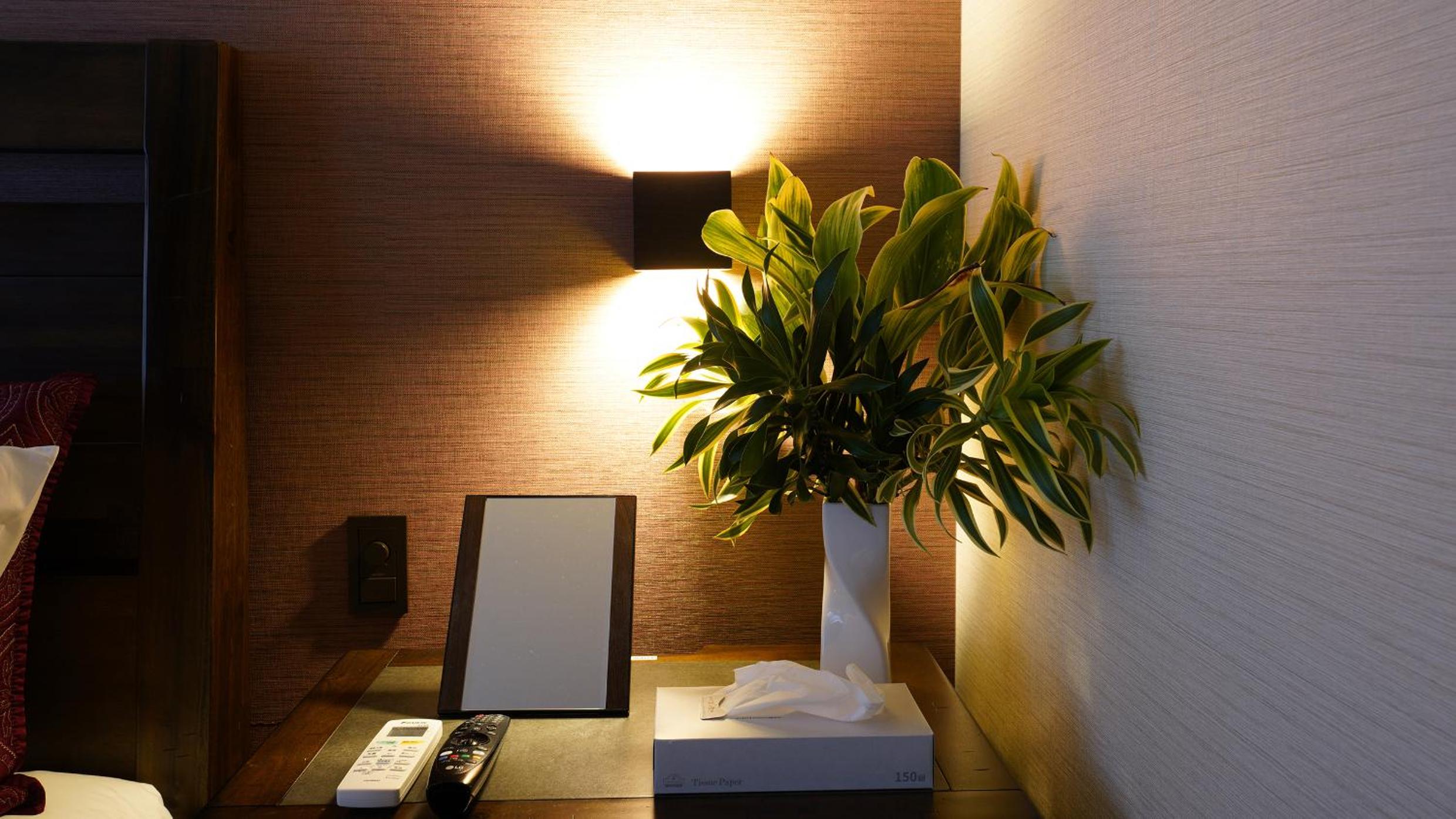 hotel room