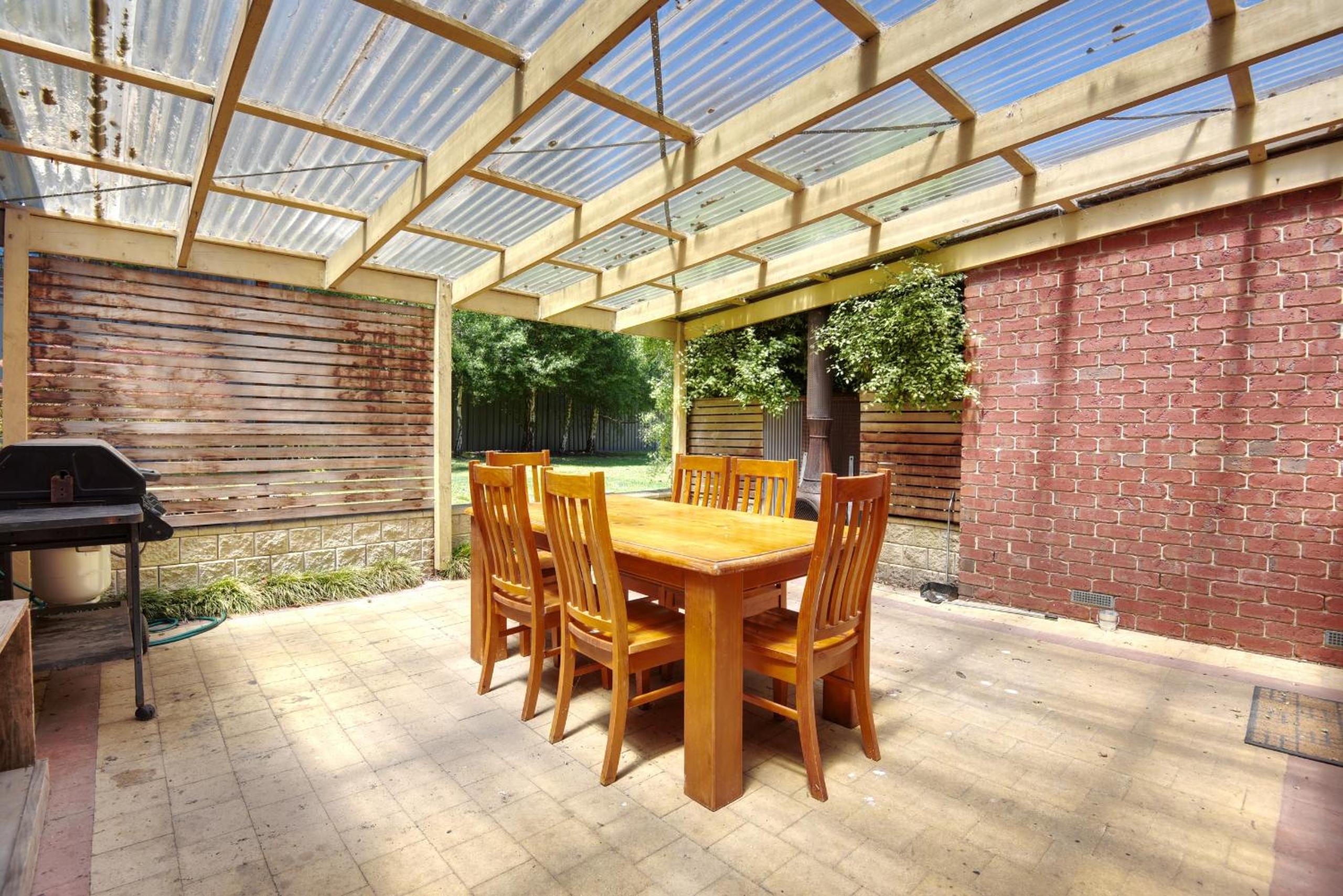 Scenic pet friendly home that sleeps 10