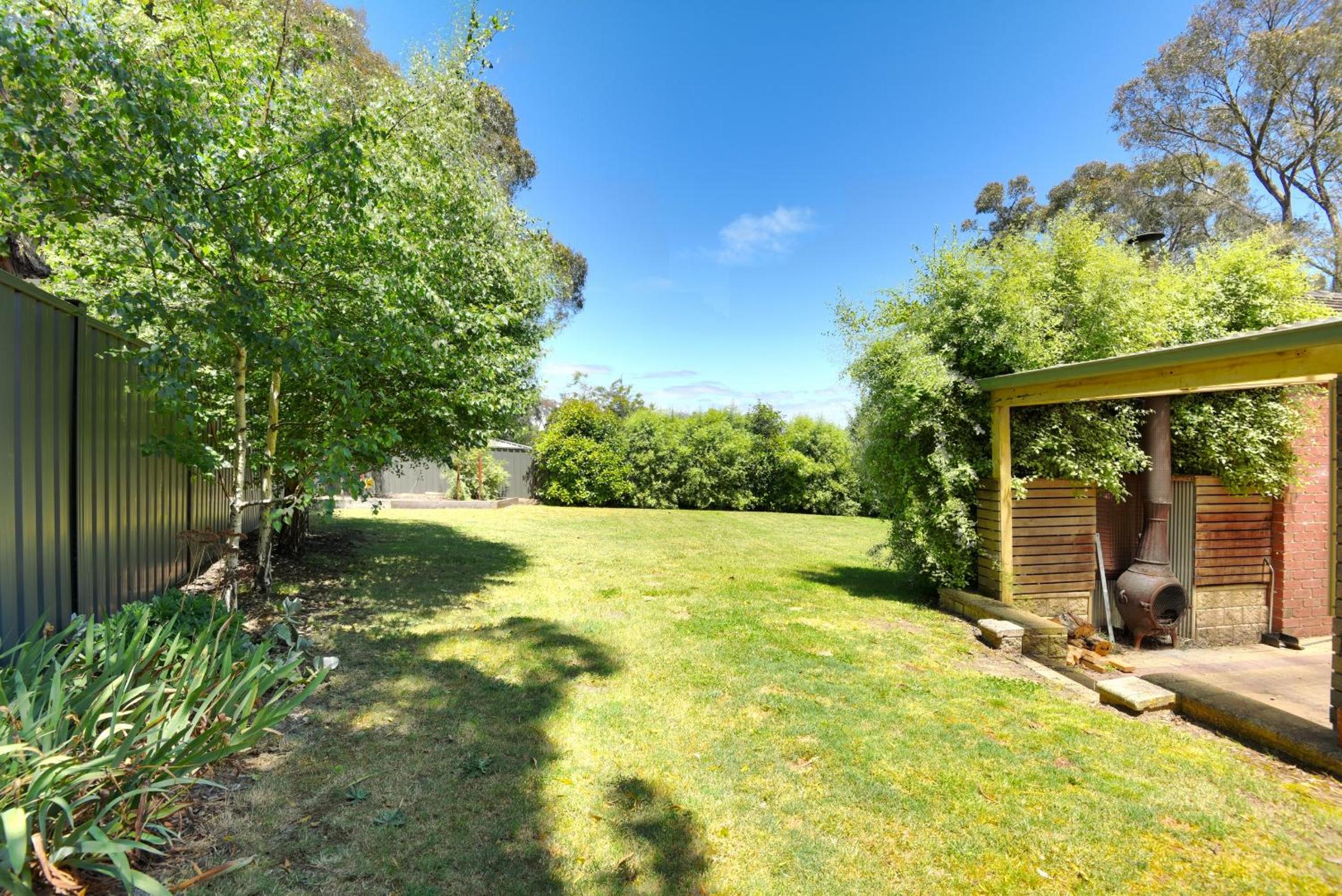Scenic pet friendly home that sleeps 10