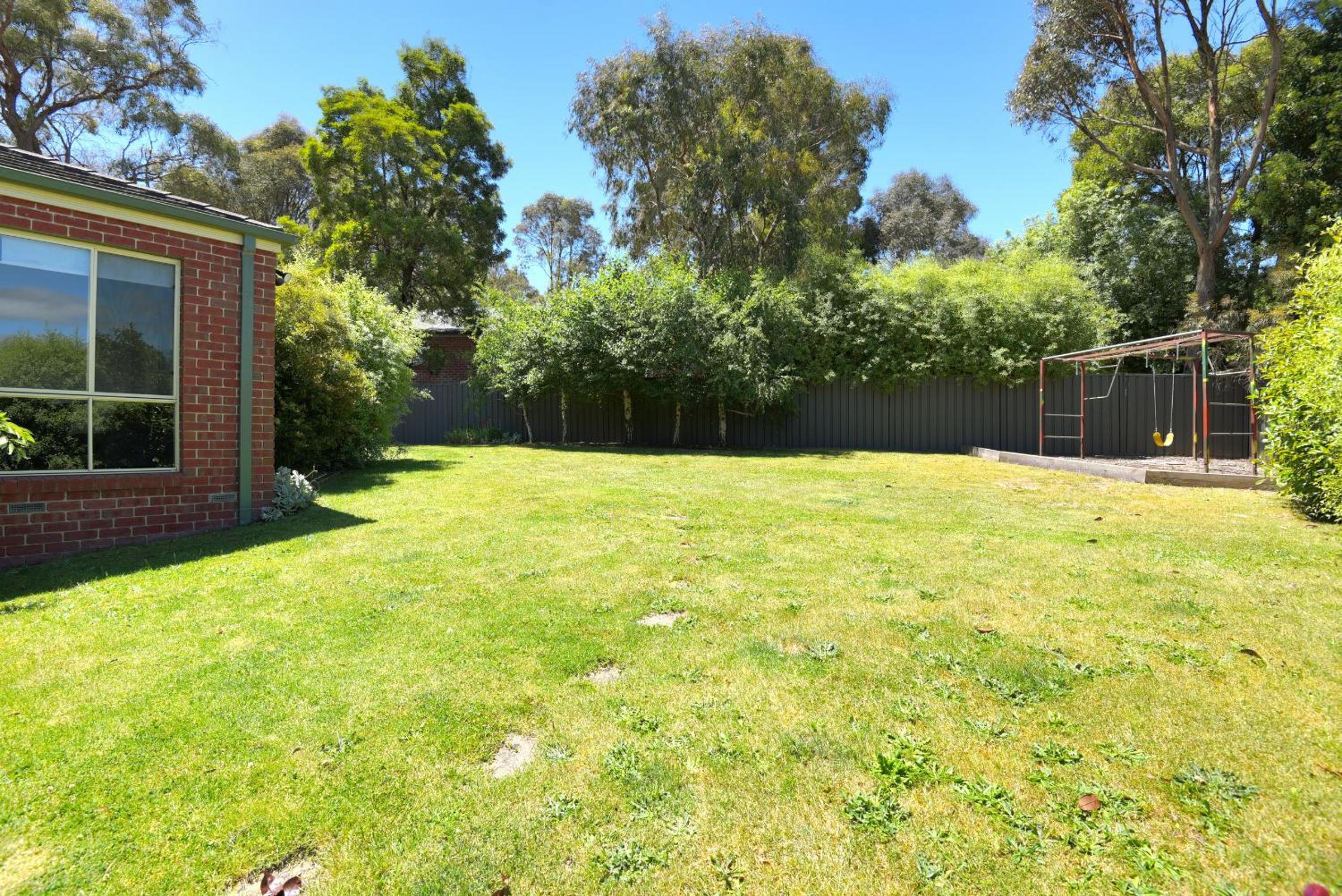 Scenic pet friendly home that sleeps 10
