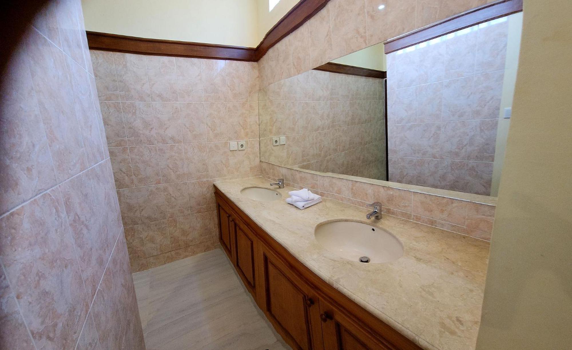 Bali Emerald Apartments
