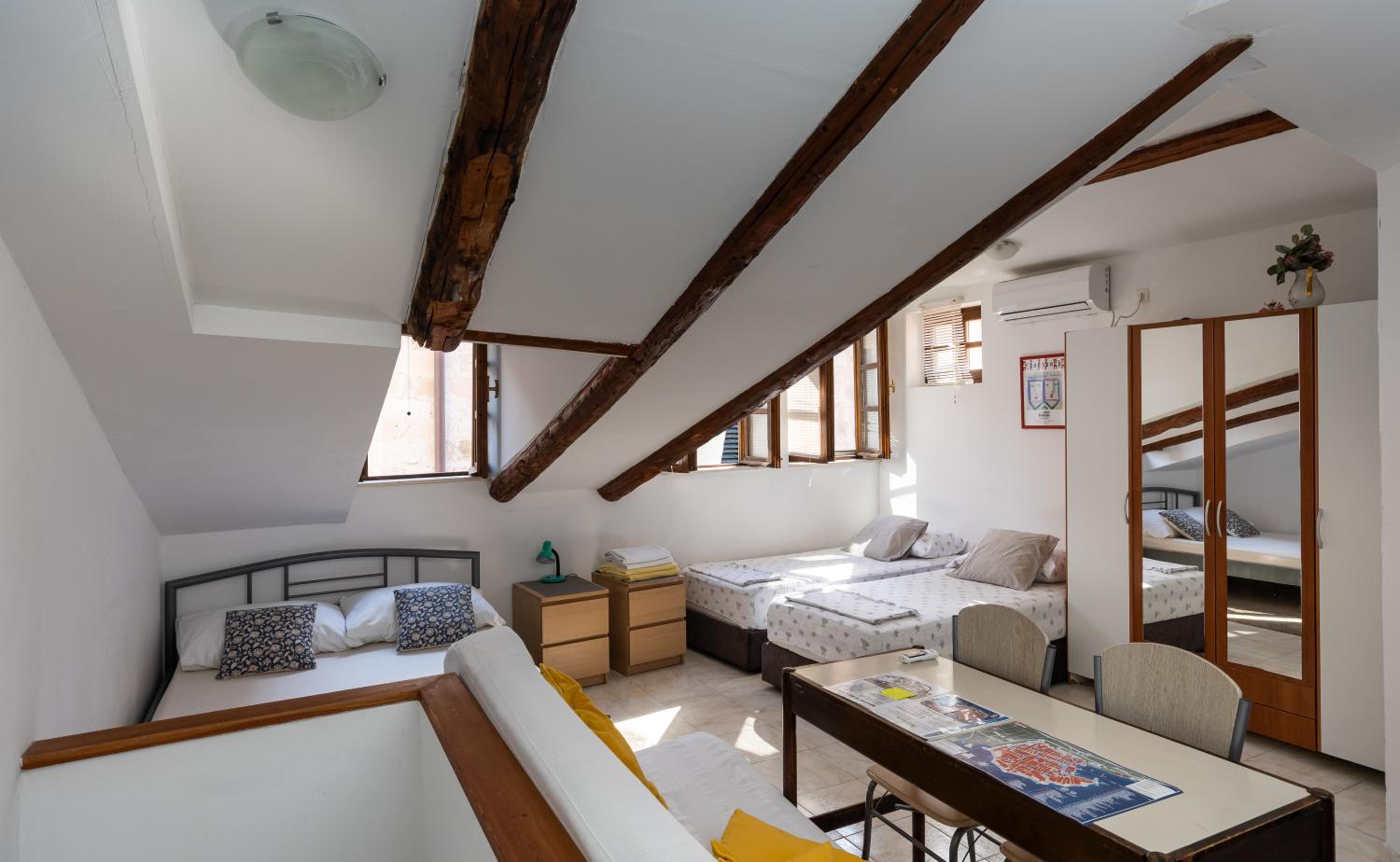 B&B BUZA HOUSE