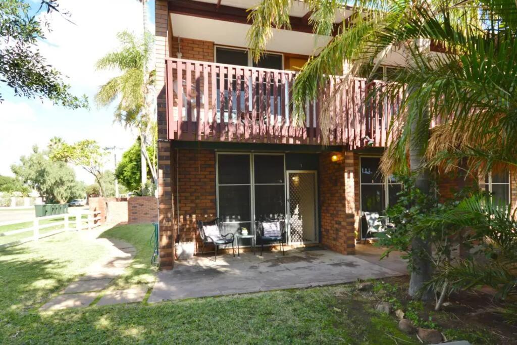 Central 2Bed 2Storey Pool-Skywalk Kalbarri
