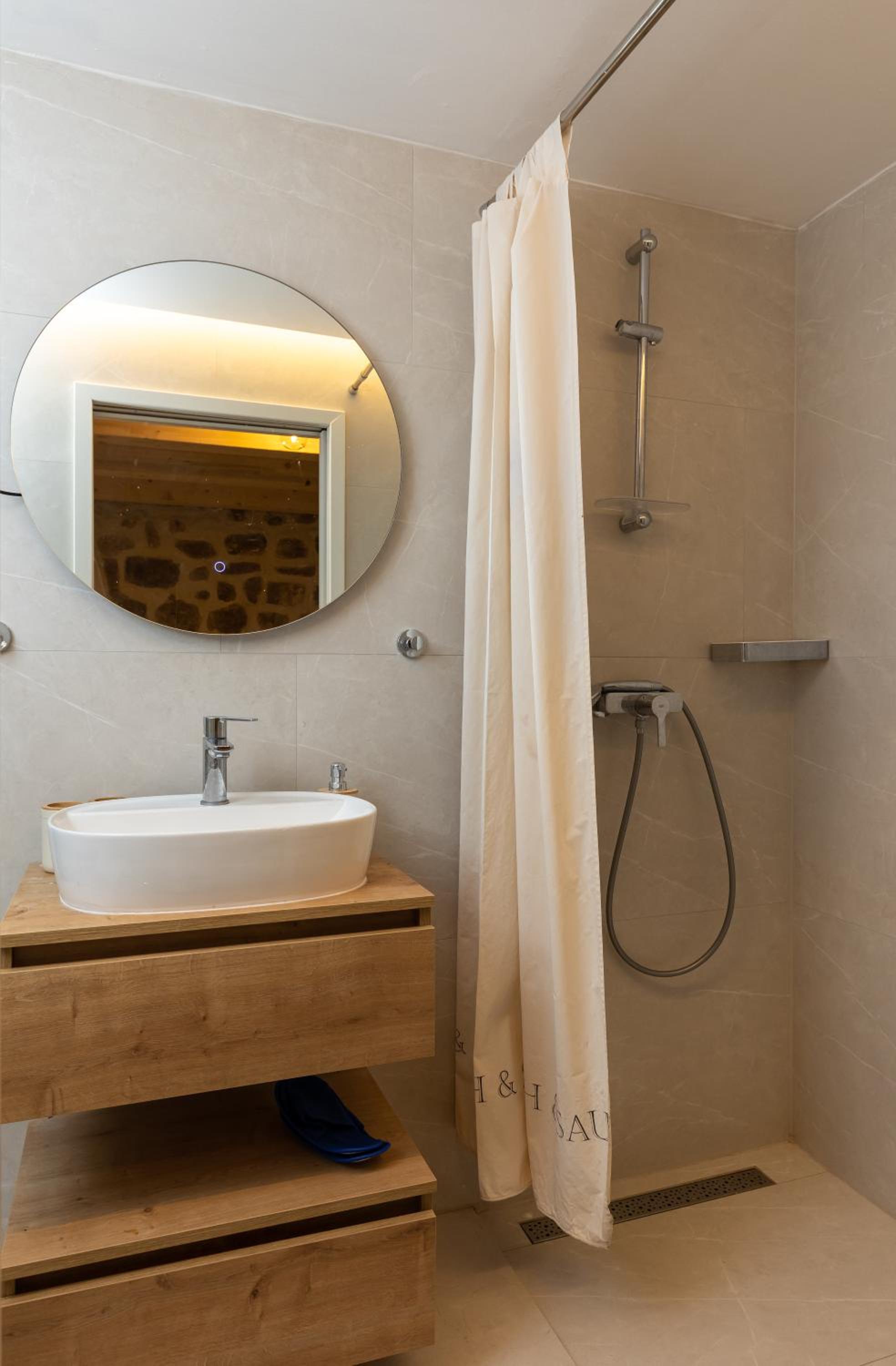 B&B BUZA HOUSE