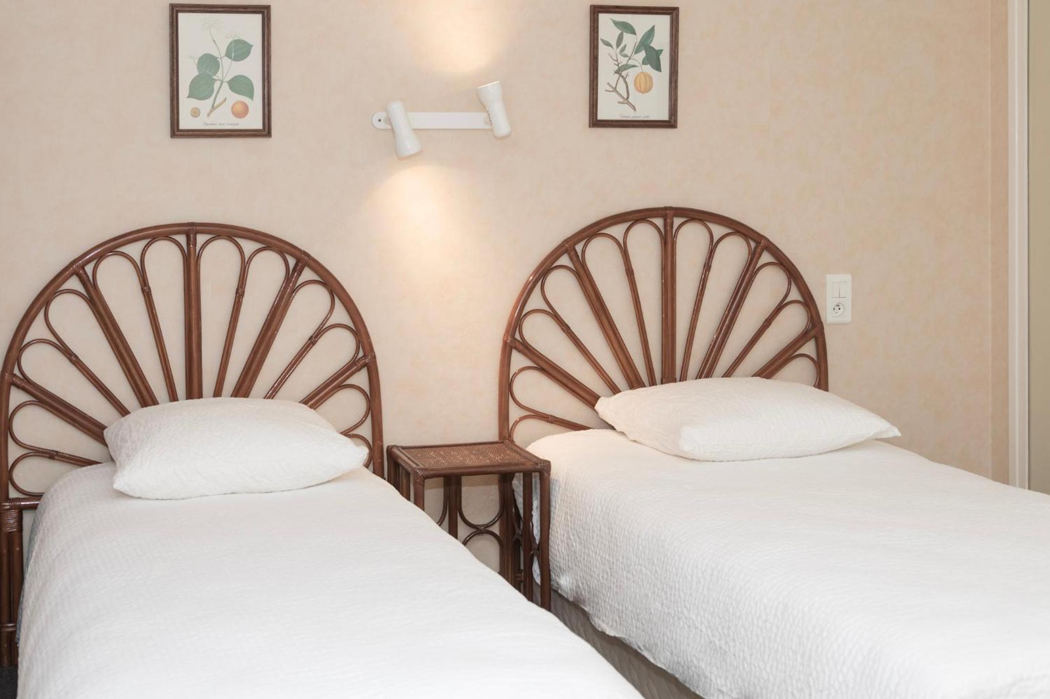 Le Blanc-Mesnil Vacations - Cit'Hotel Aero-Hotel - Property Image 4