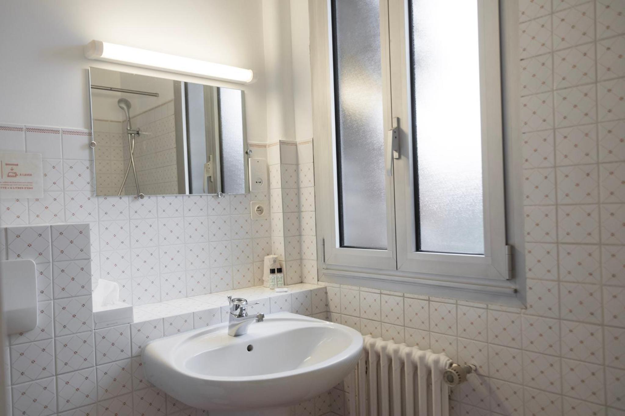 Le Blanc-Mesnil Vacations - Cit'Hotel Aero-Hotel - Property Image 30