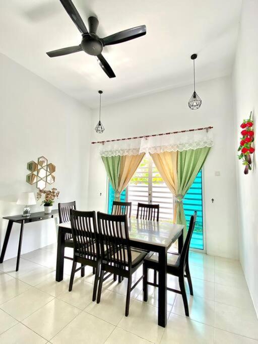 Homestay Semi D Dekat Area Sepat