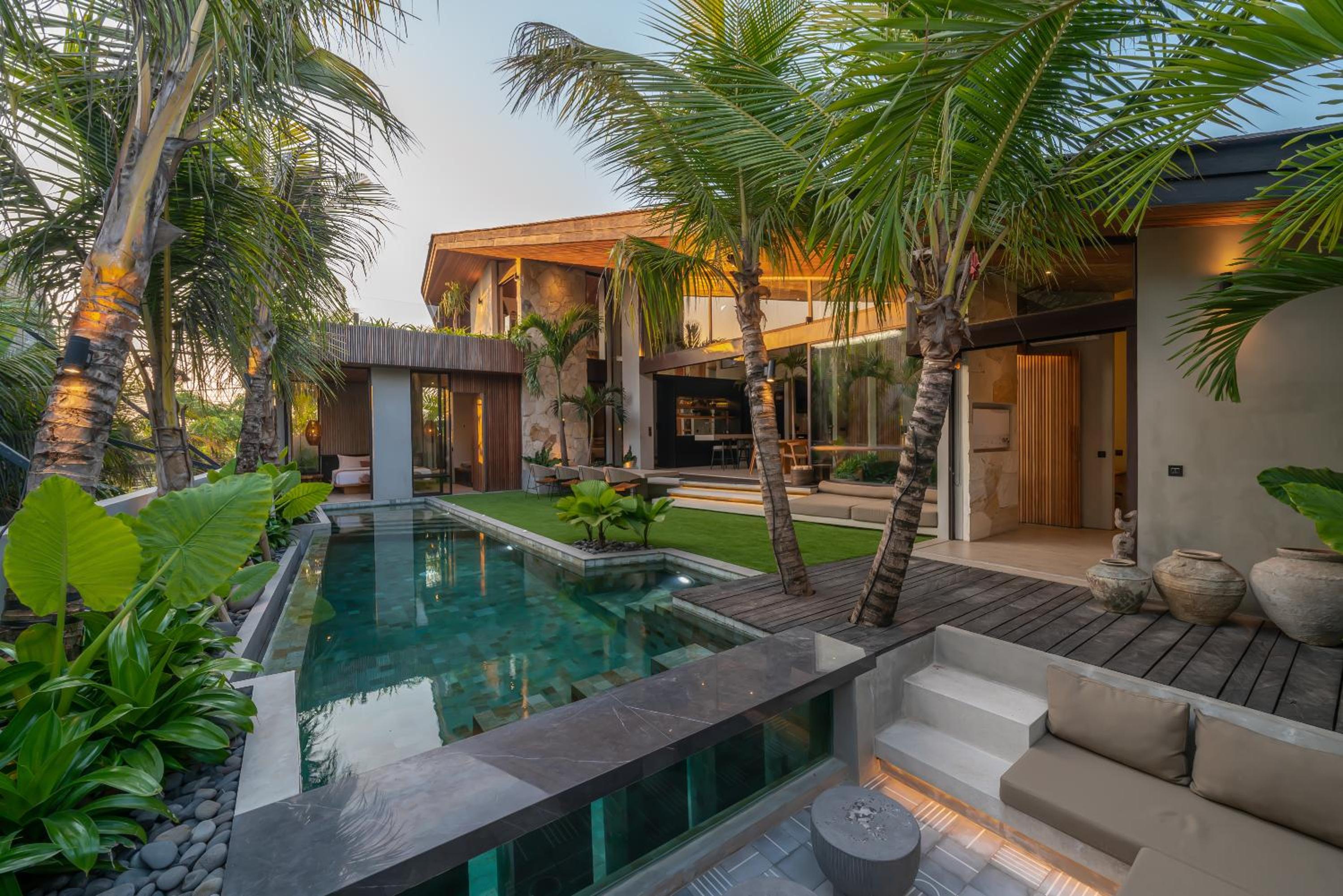Ohlala - Luxury Tropical Escape in Pererenan view 5
