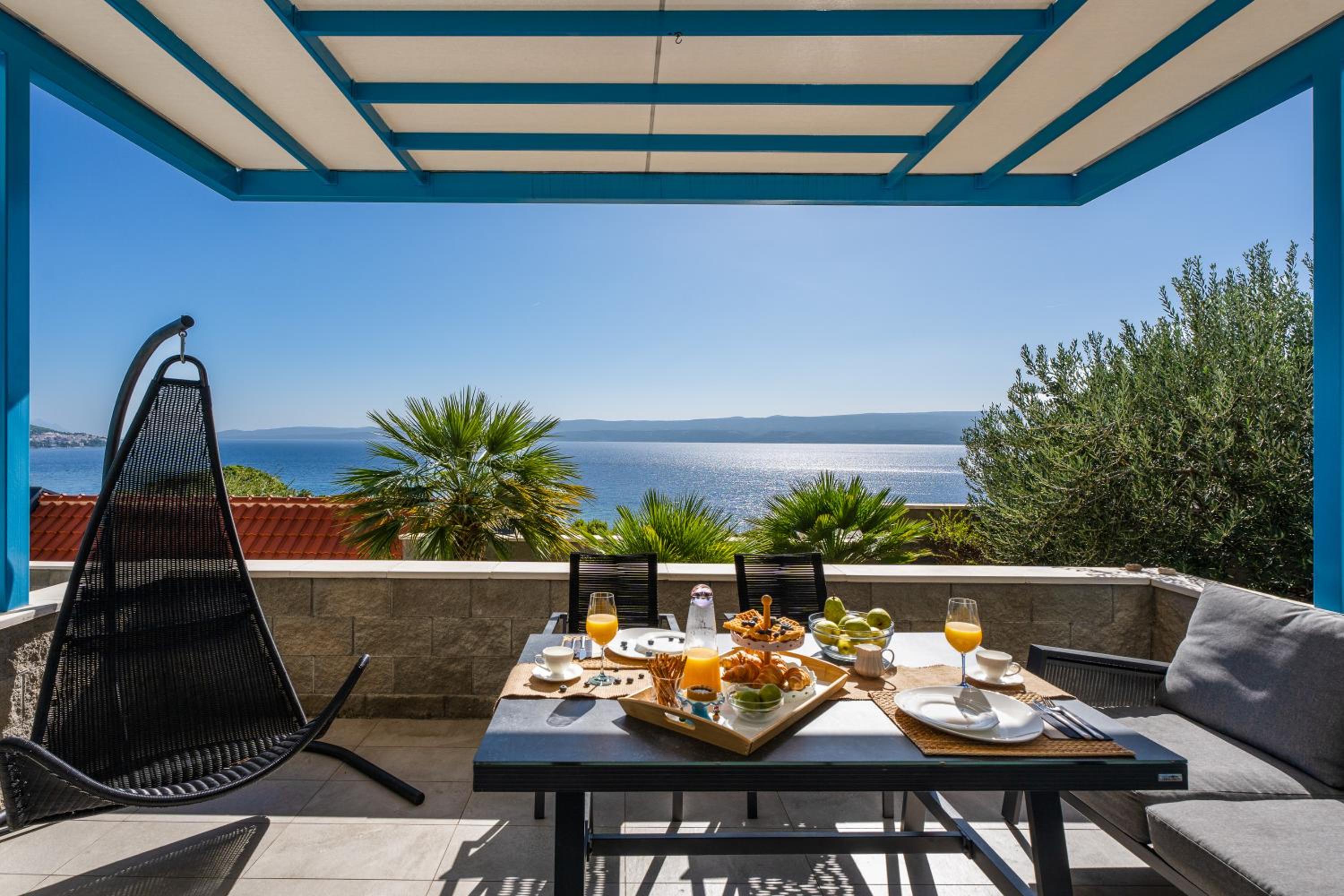 Villa Allegra with 32msq heated pool, 300m far from sandy beaches, open sea view view 4