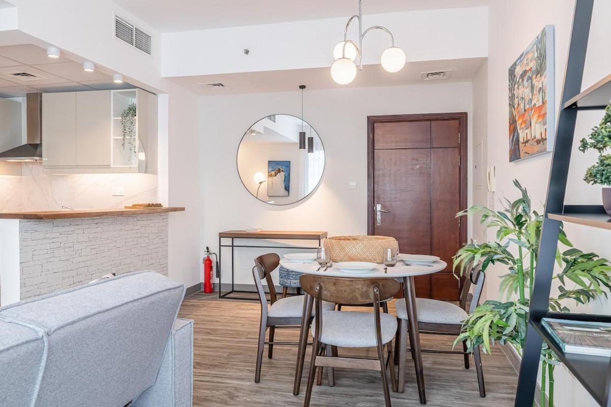1BDR Apartment in Dubai Marina with Marina Views