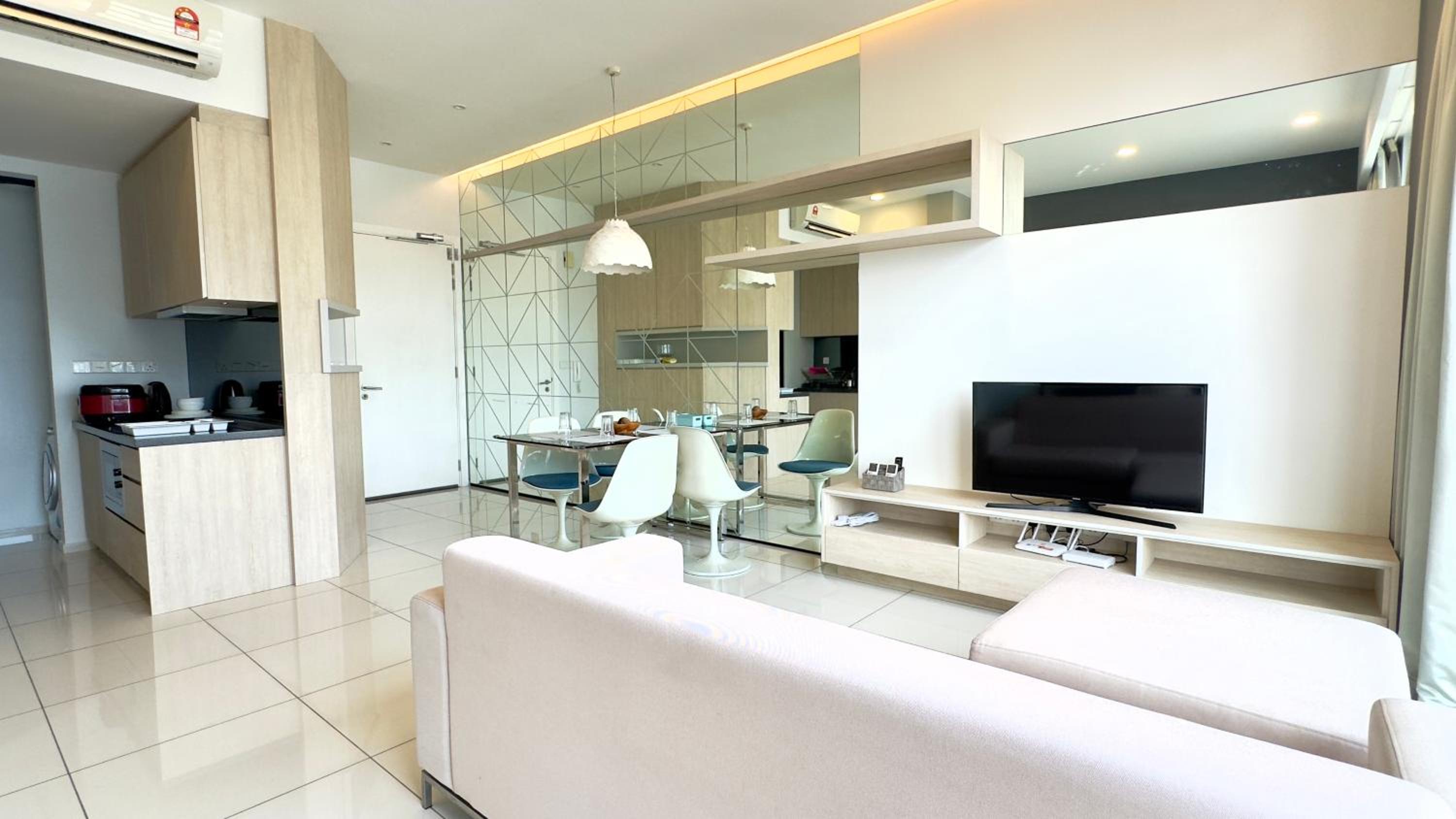 Extravagant Family-Biz Nest @ Robertson 30F