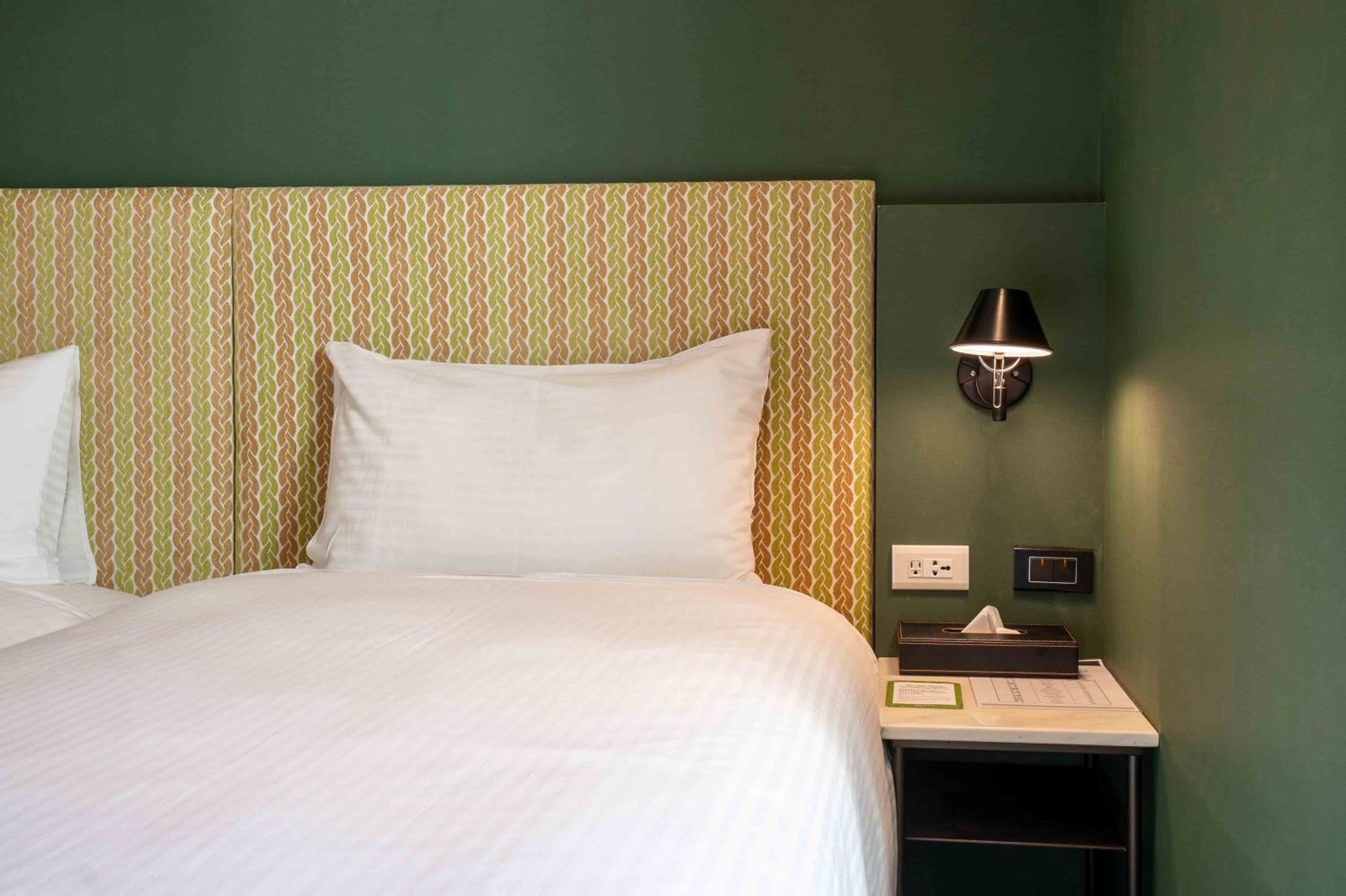 CHECK inn Taichung Ziyou