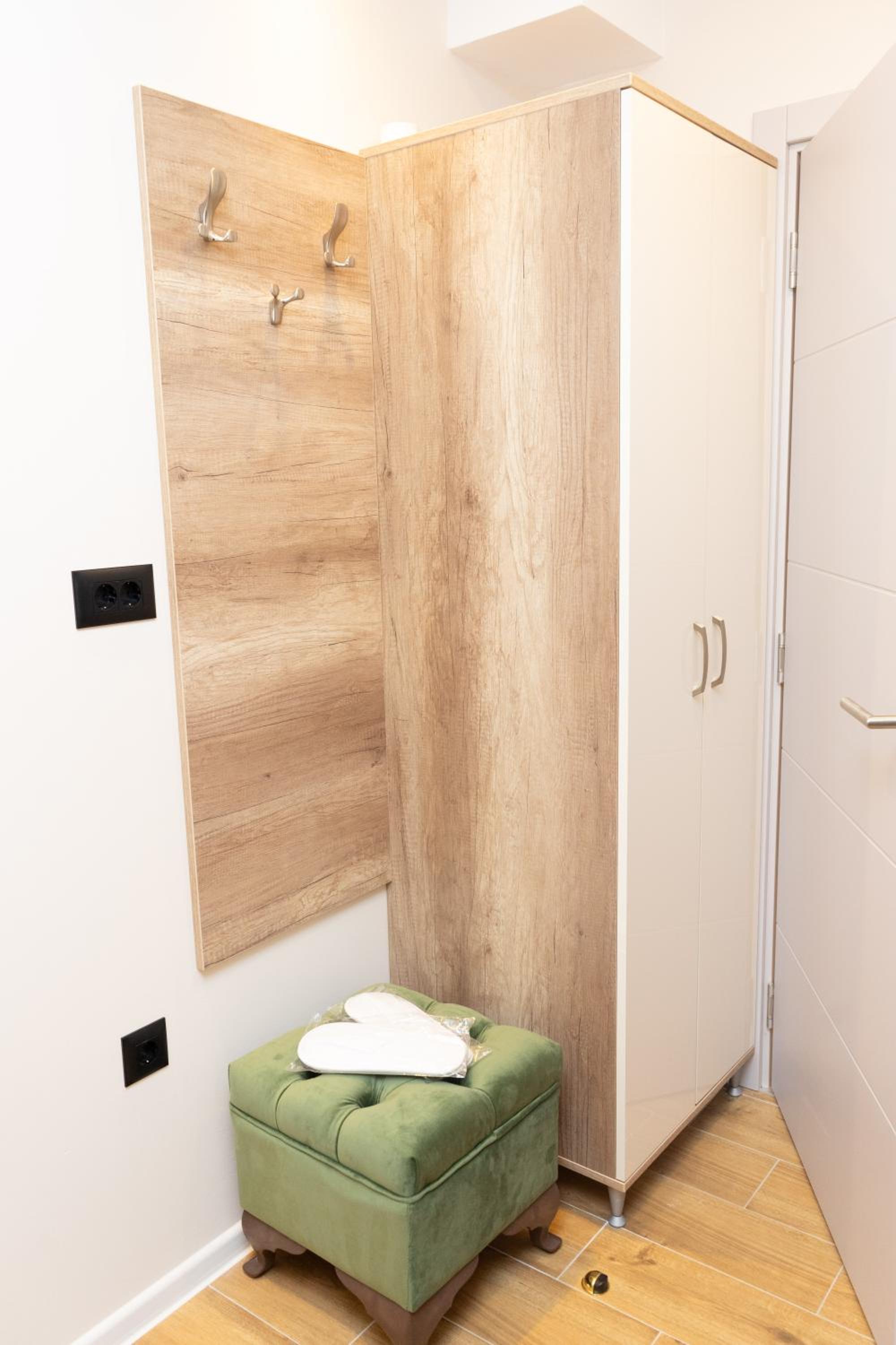 Photo 28